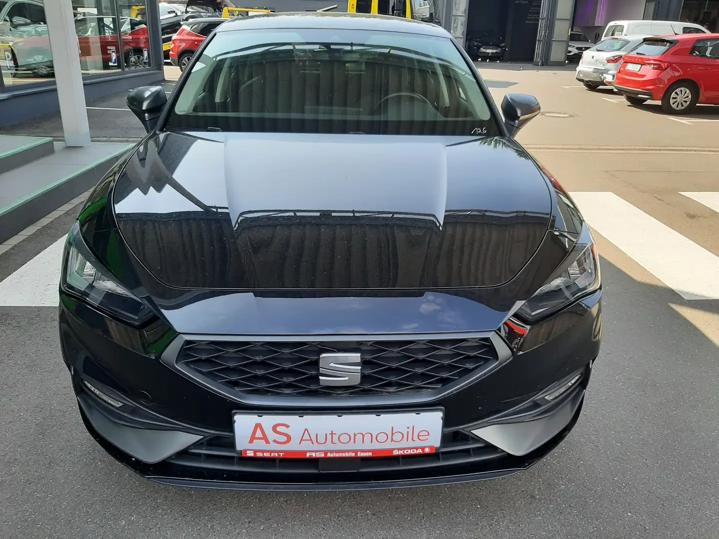 SEAT Leon FR *Ihr Seat Vertragspartner* Schwarz - 2
