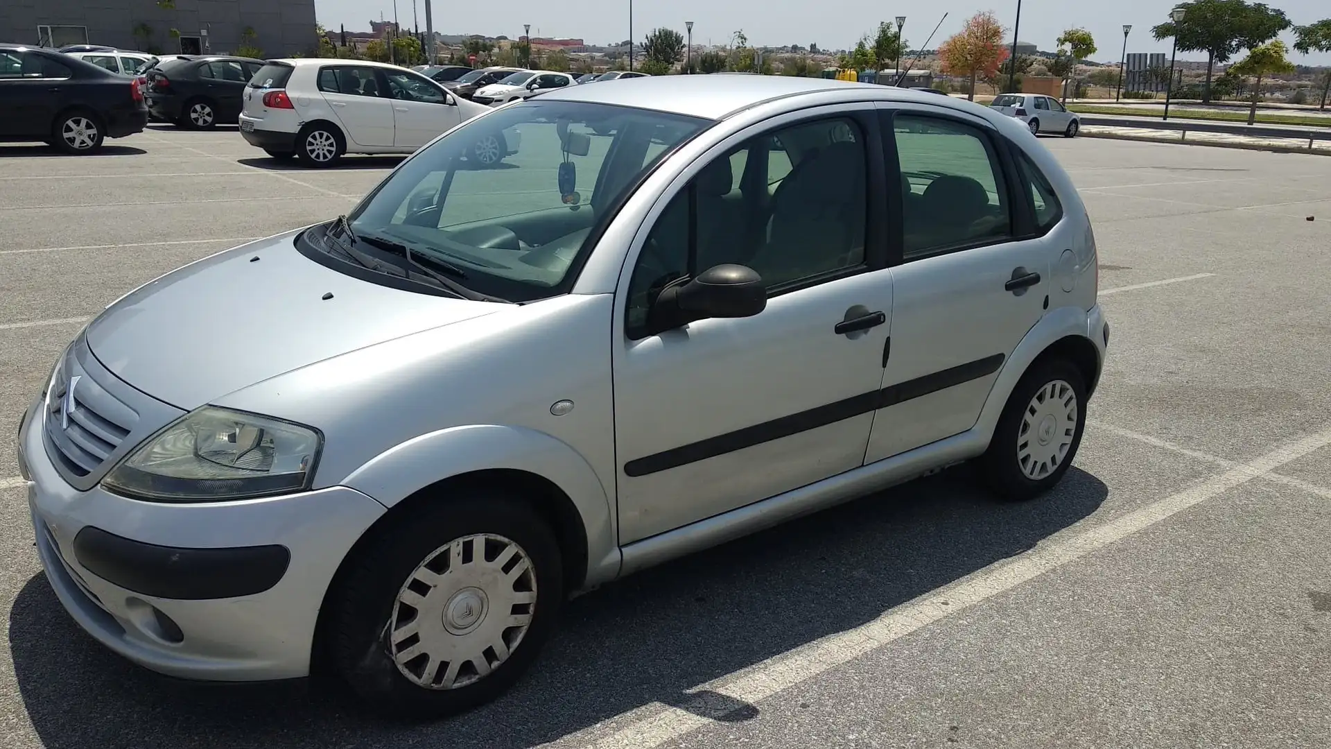 Citroen C3 C3 1.4HDI 16v Exclusive Exclusive Plateado - 2