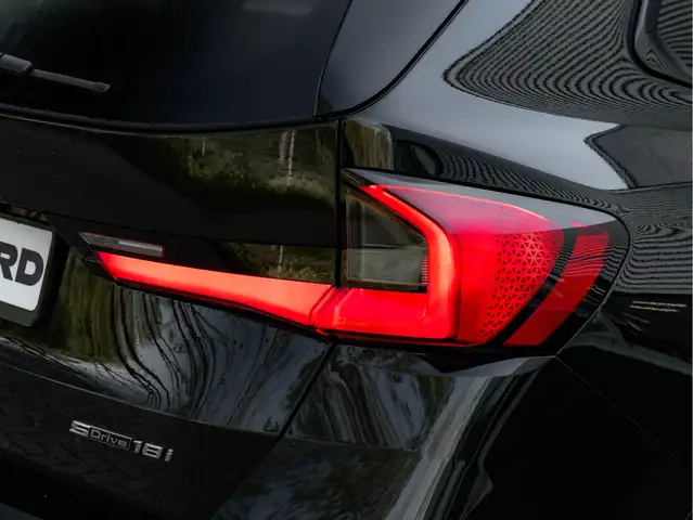 BMW X1 view 11