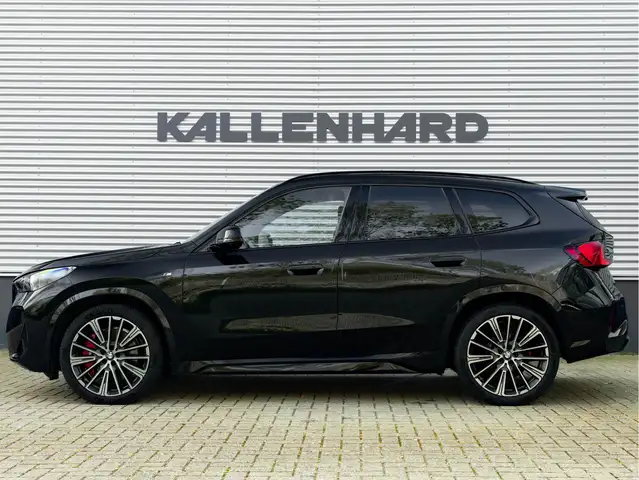 BMW X1 view 7