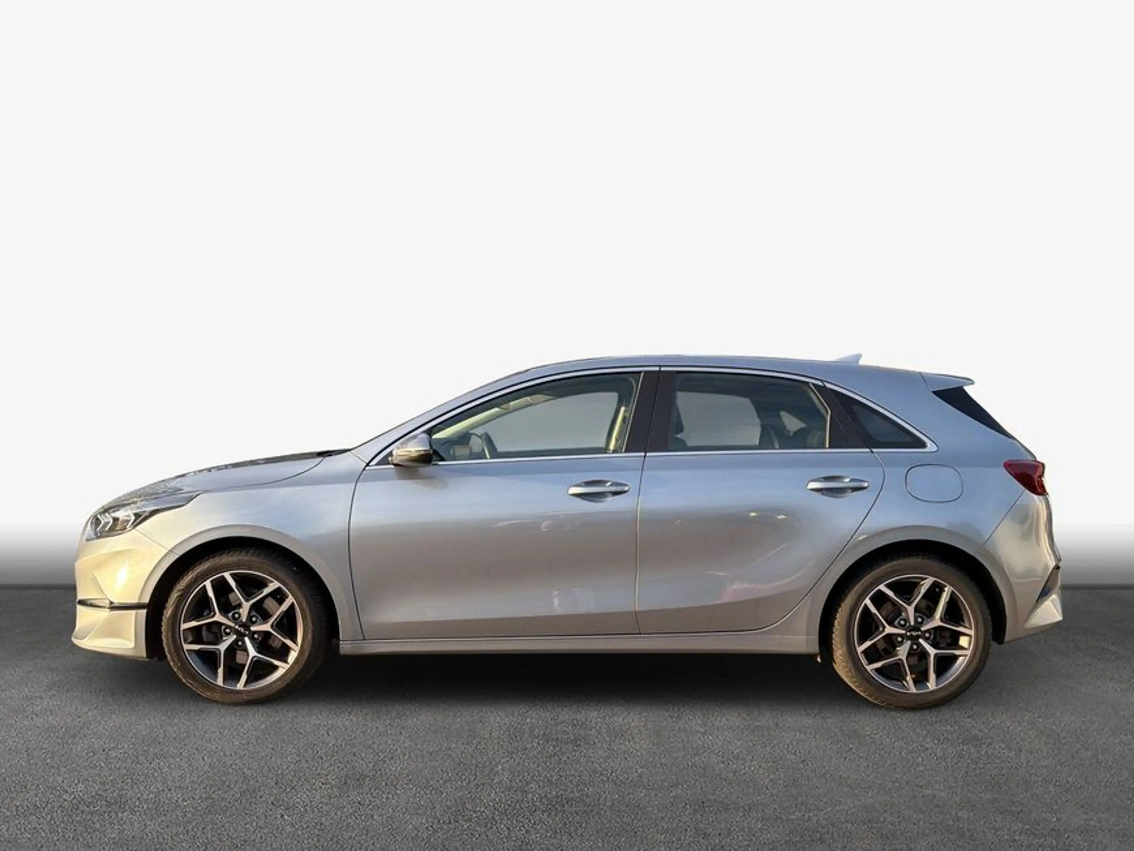 Kia Ceed / cee'd Ceed 1.5 T-GDI DCT7 OPF Spirit — photo 4