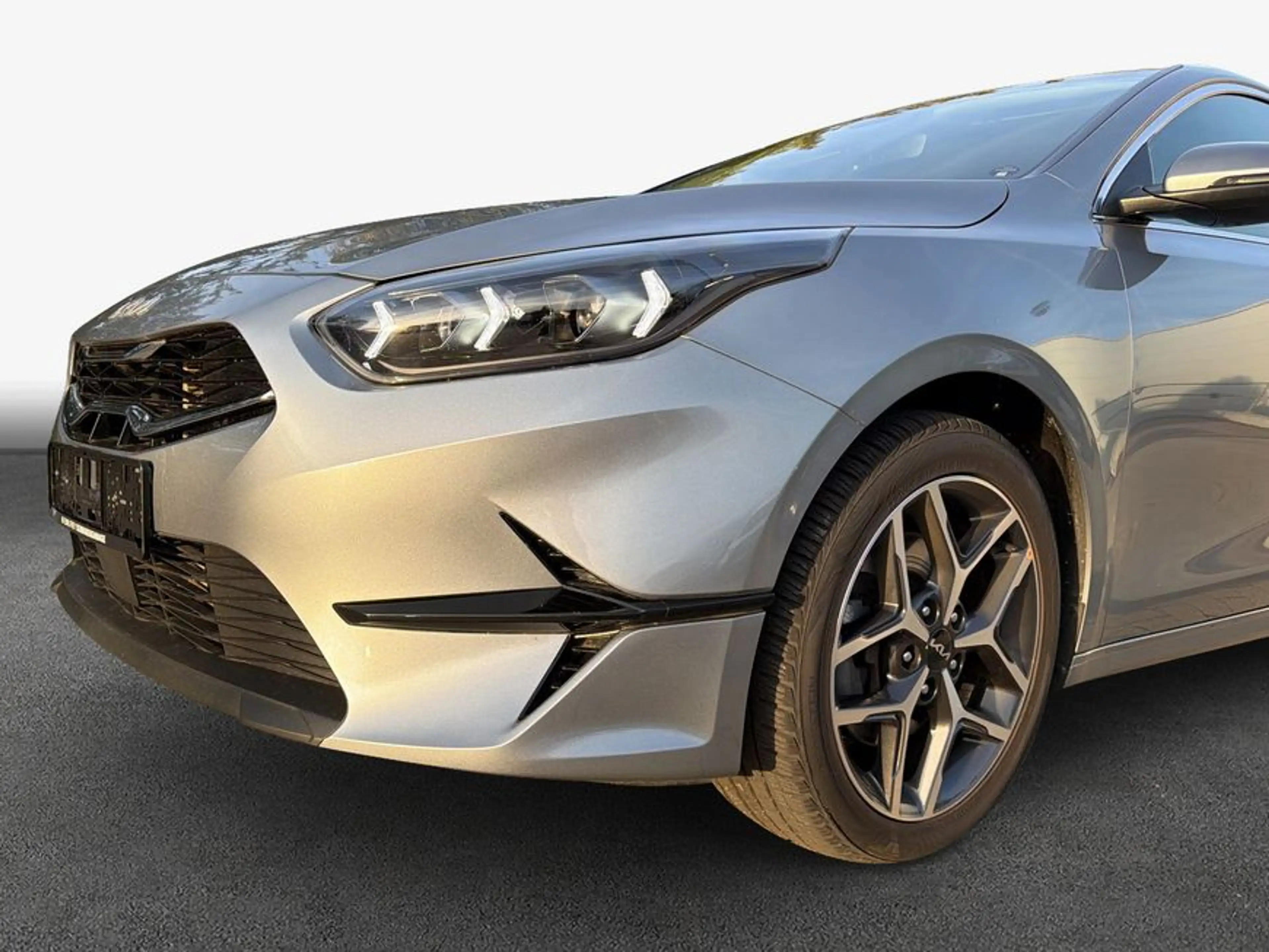 Kia Ceed / cee'd Ceed 1.5 T-GDI DCT7 OPF Spirit — photo 6