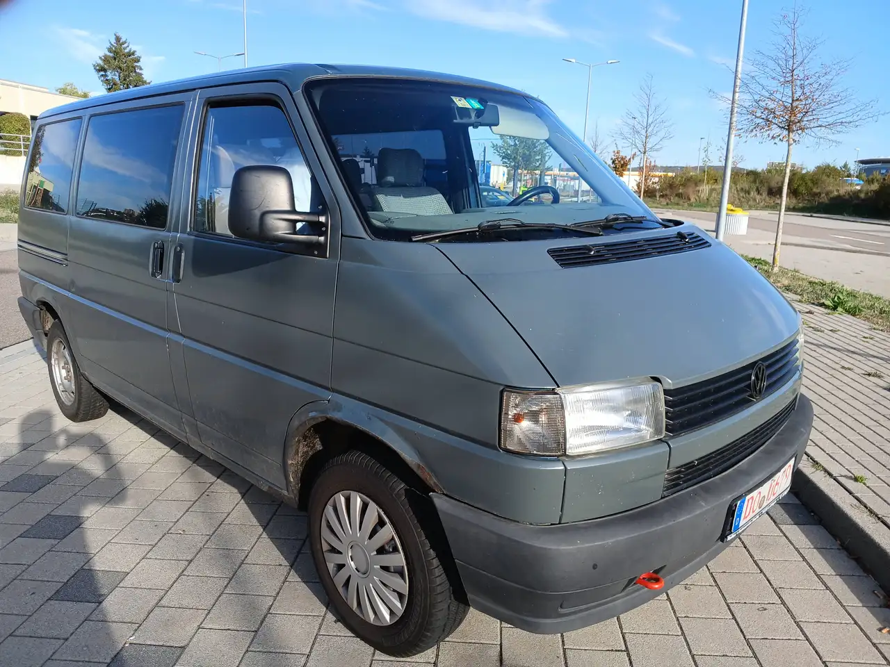 Volkswagen T4 Caravelle 2.5 Syncro 9 Sitze Tüv Ahk, foto 5