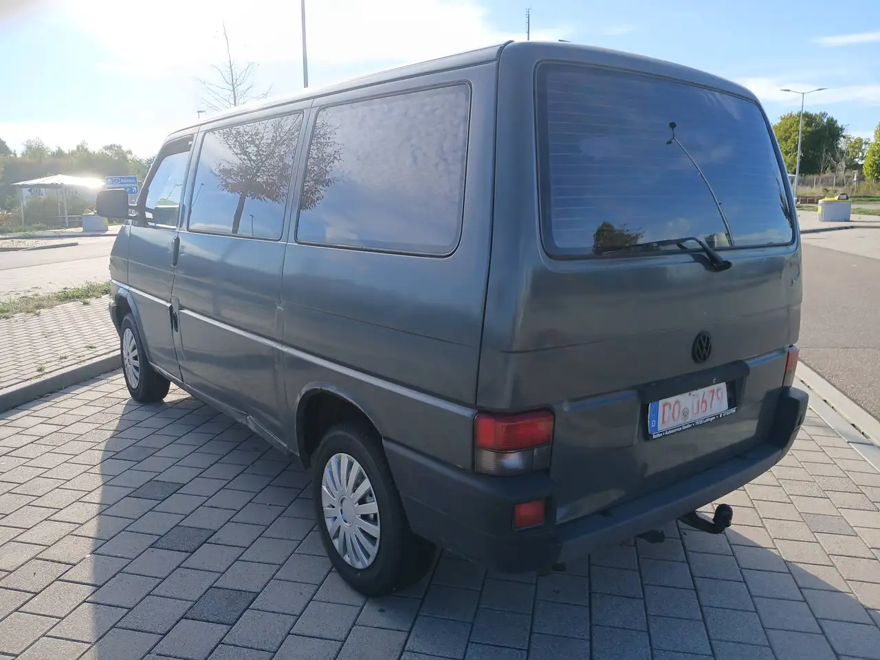 Volkswagen T4 Caravelle 2.5 Syncro 9 Sitze Tüv Ahk, foto 3