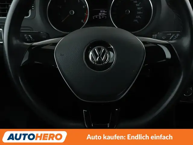 Volkswagen Polo view 19