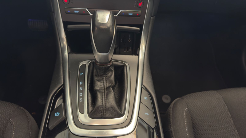 Ford S-Max Titanium*TÜVneu*Pano*Keyless*Spurhalter* — photo 15