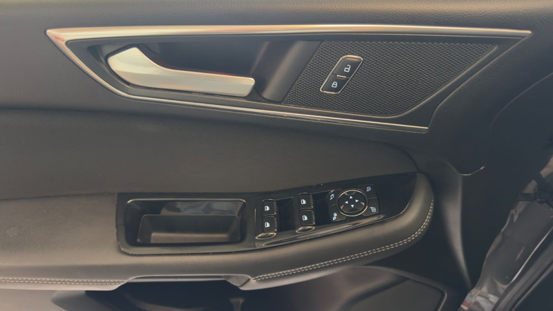 Ford S-Max Titanium*TÜVneu*Pano*Keyless*Spurhalter* — photo 8