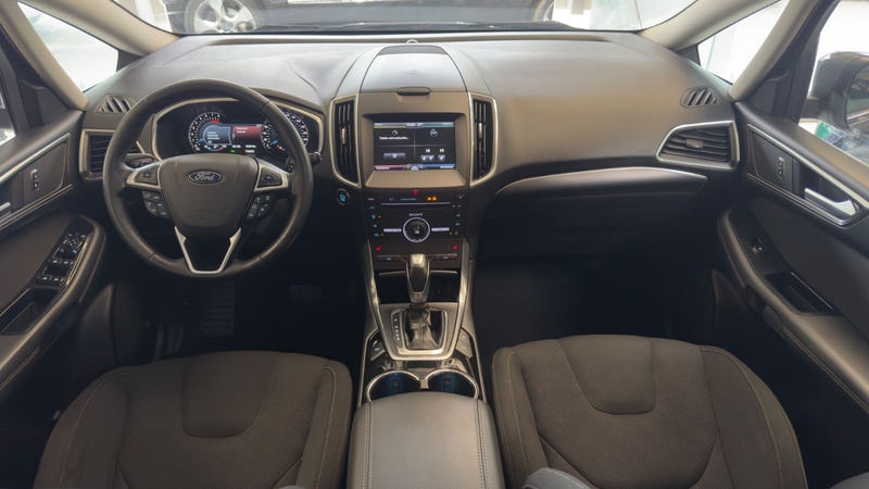 Ford S-Max Titanium*TÜVneu*Pano*Keyless*Spurhalter* — photo 11