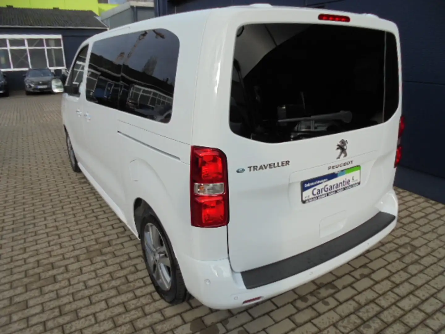 Peugeot Traveller Allure L2 Elektromotor 136 - 75kWh - 7 Sitzer Blanc - 2