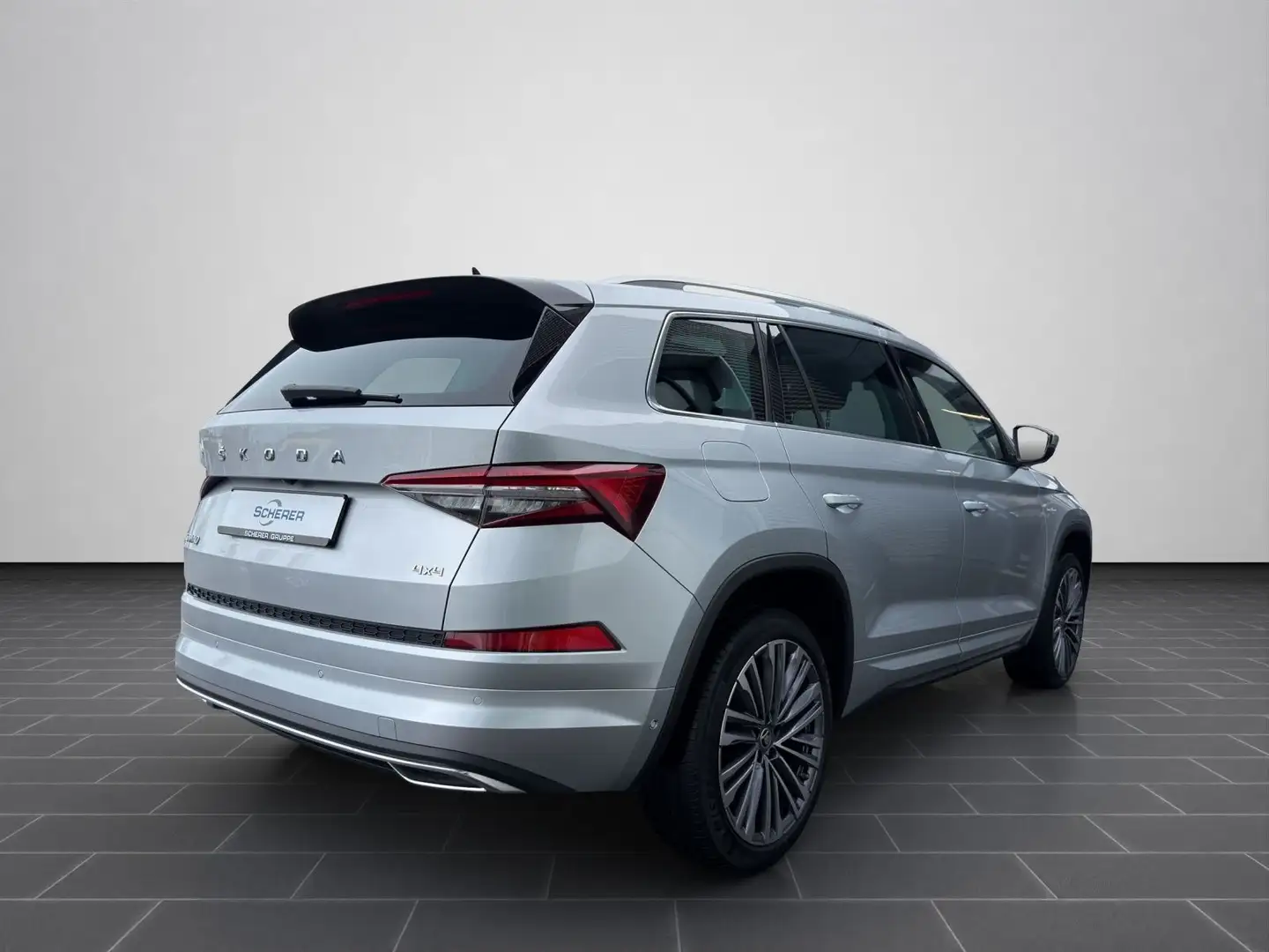 Skoda Kodiaq Laurin & Klement 2.0 TDI LED AHK PANO NAV Argent - 2