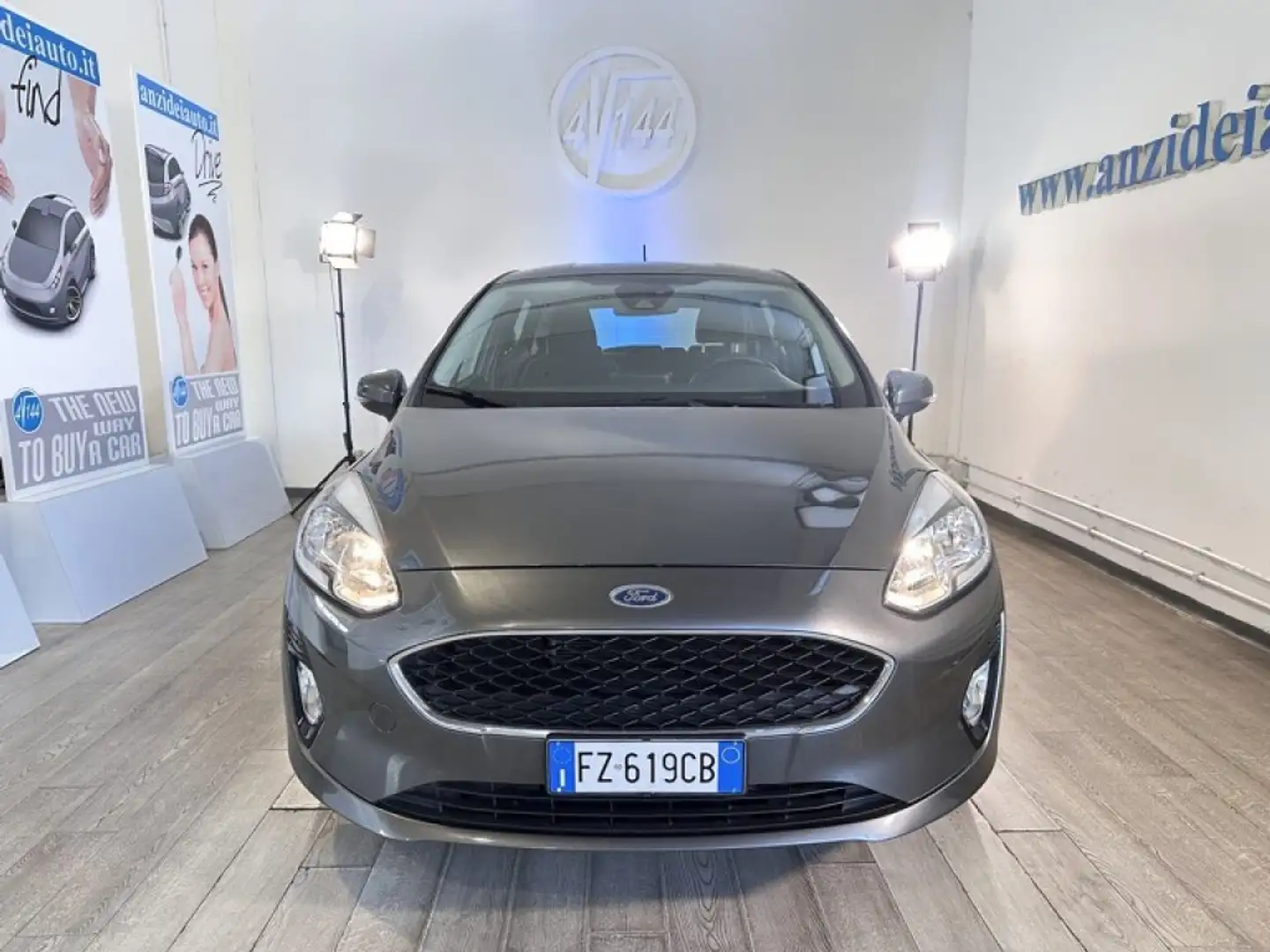 Ford Fiesta 1.1 85 CV 5 porte Plus Grau - 2