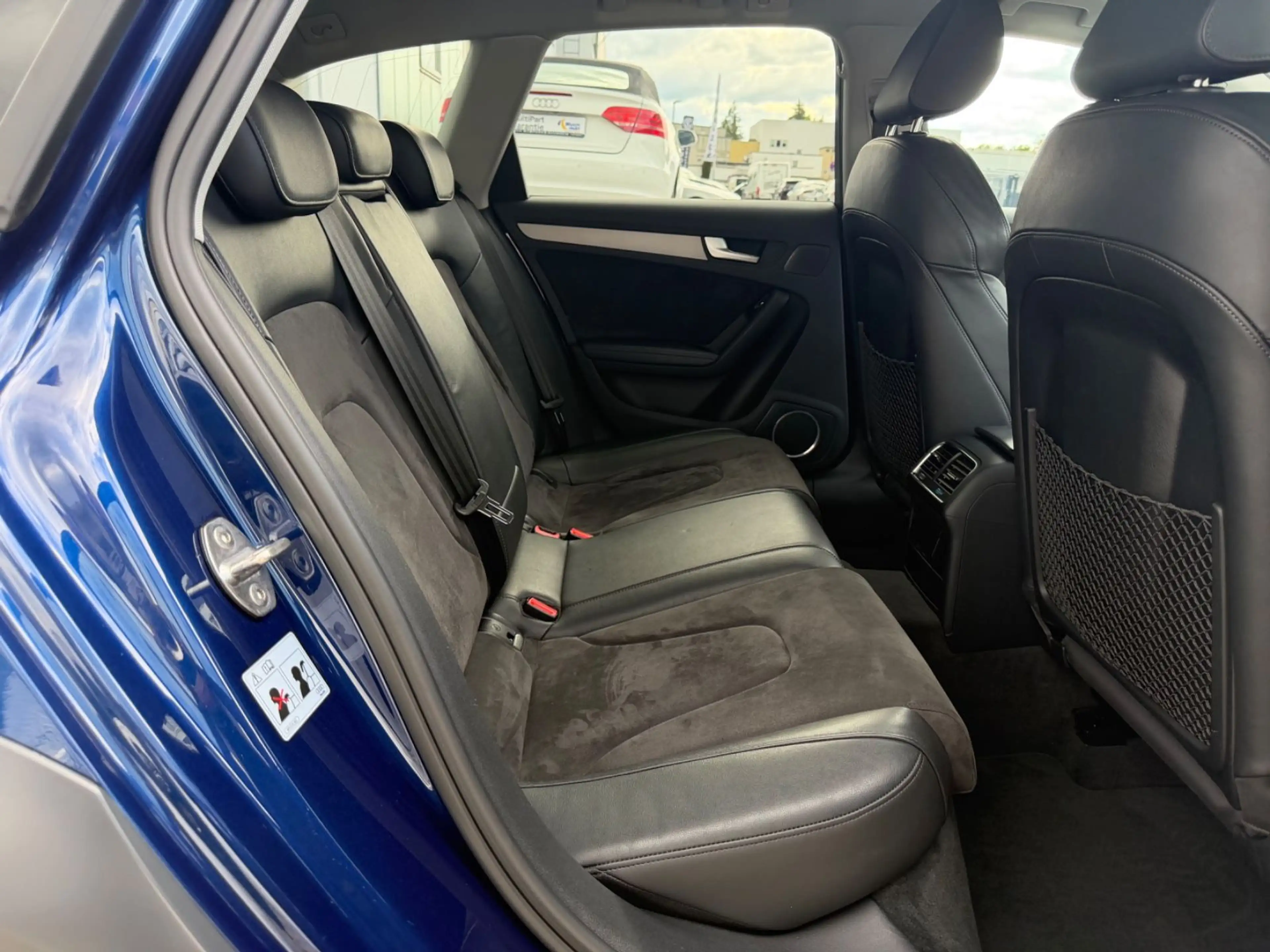 Audi A4 allroad quattro 3.0 TDI — photo 13