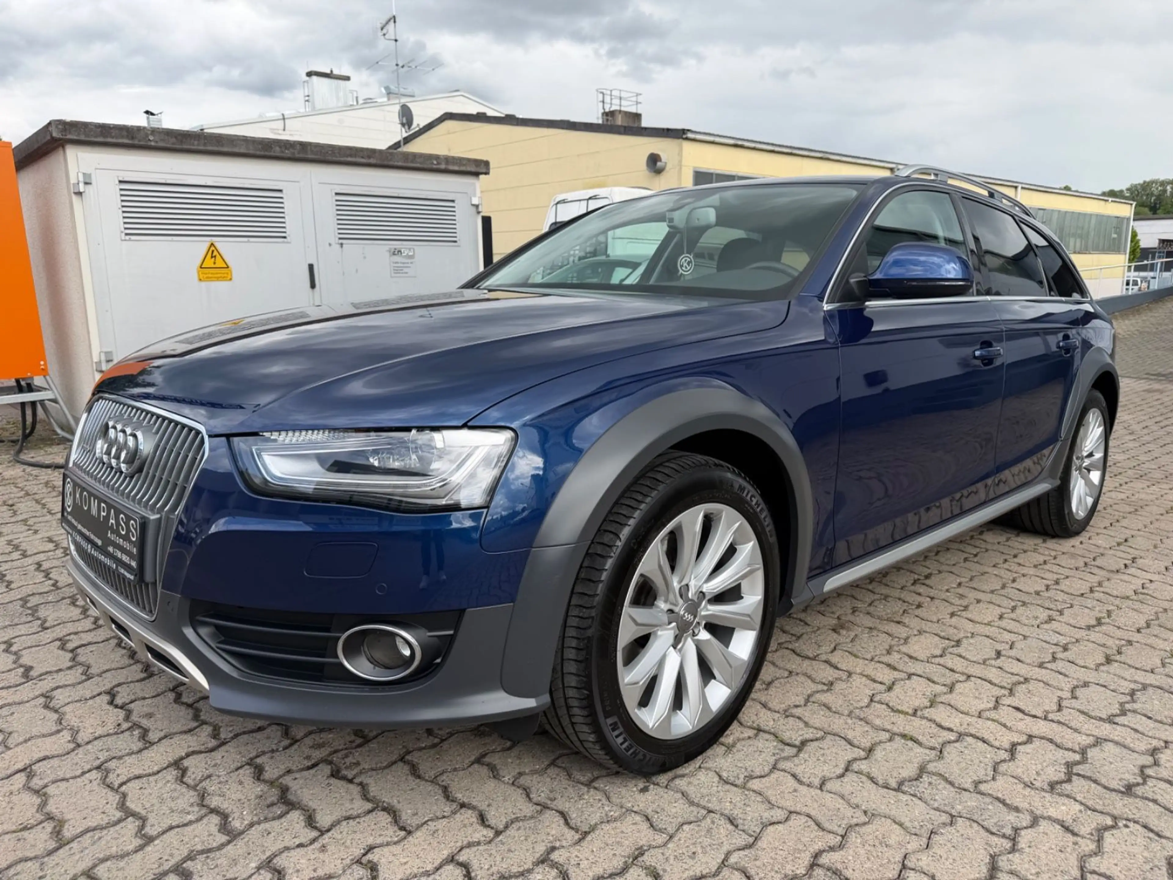 Audi A4 allroad quattro 3.0 TDI — photo 7