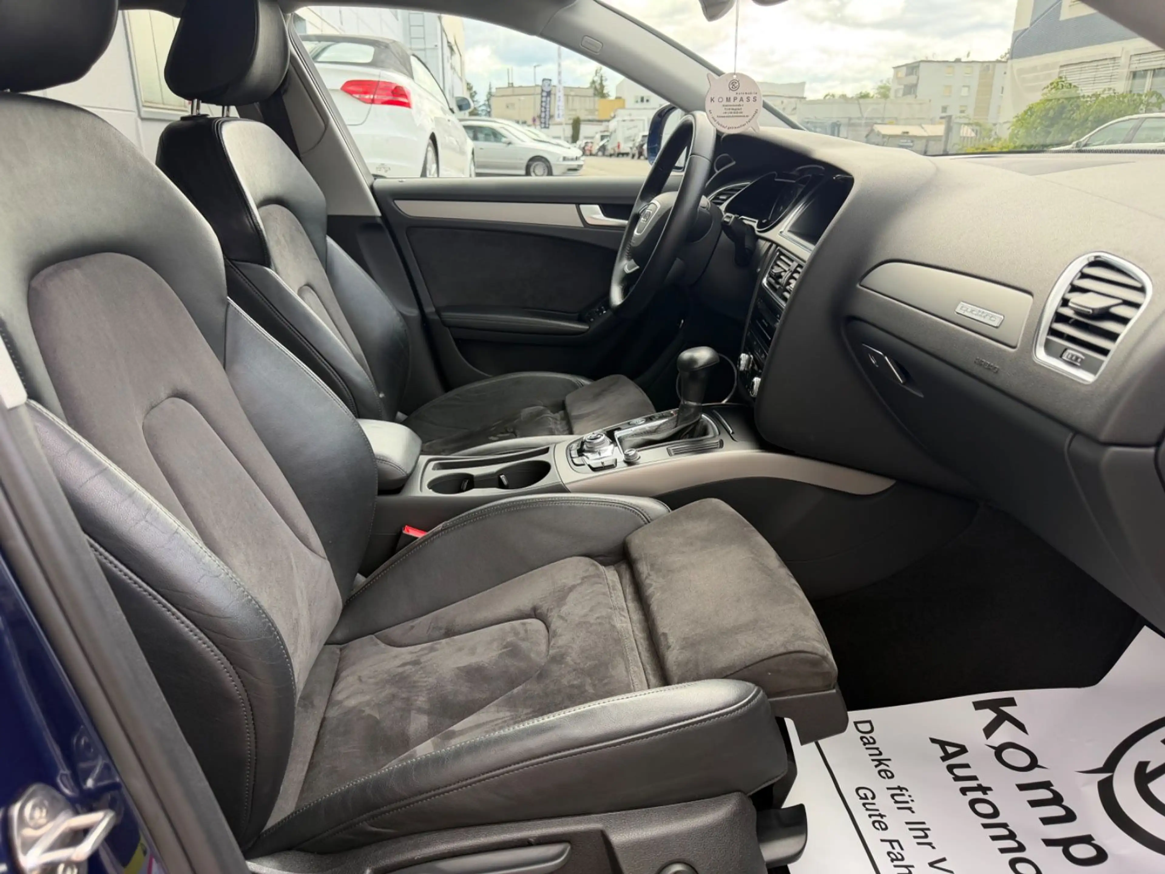 Audi A4 allroad quattro 3.0 TDI — photo 11