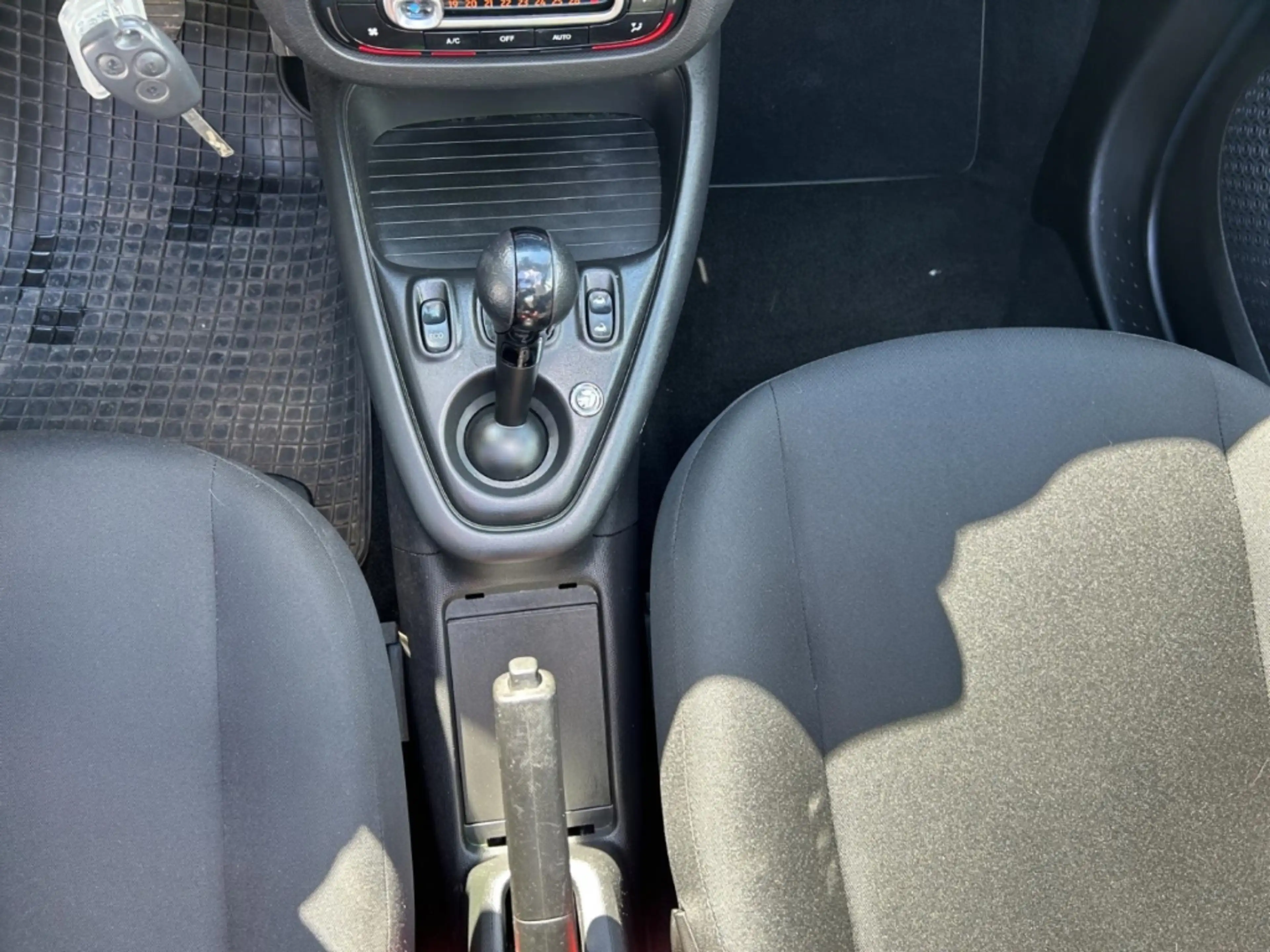 smart forTwo cabrio electric,Tempomat,Sitzheizung,Klima — photo 14