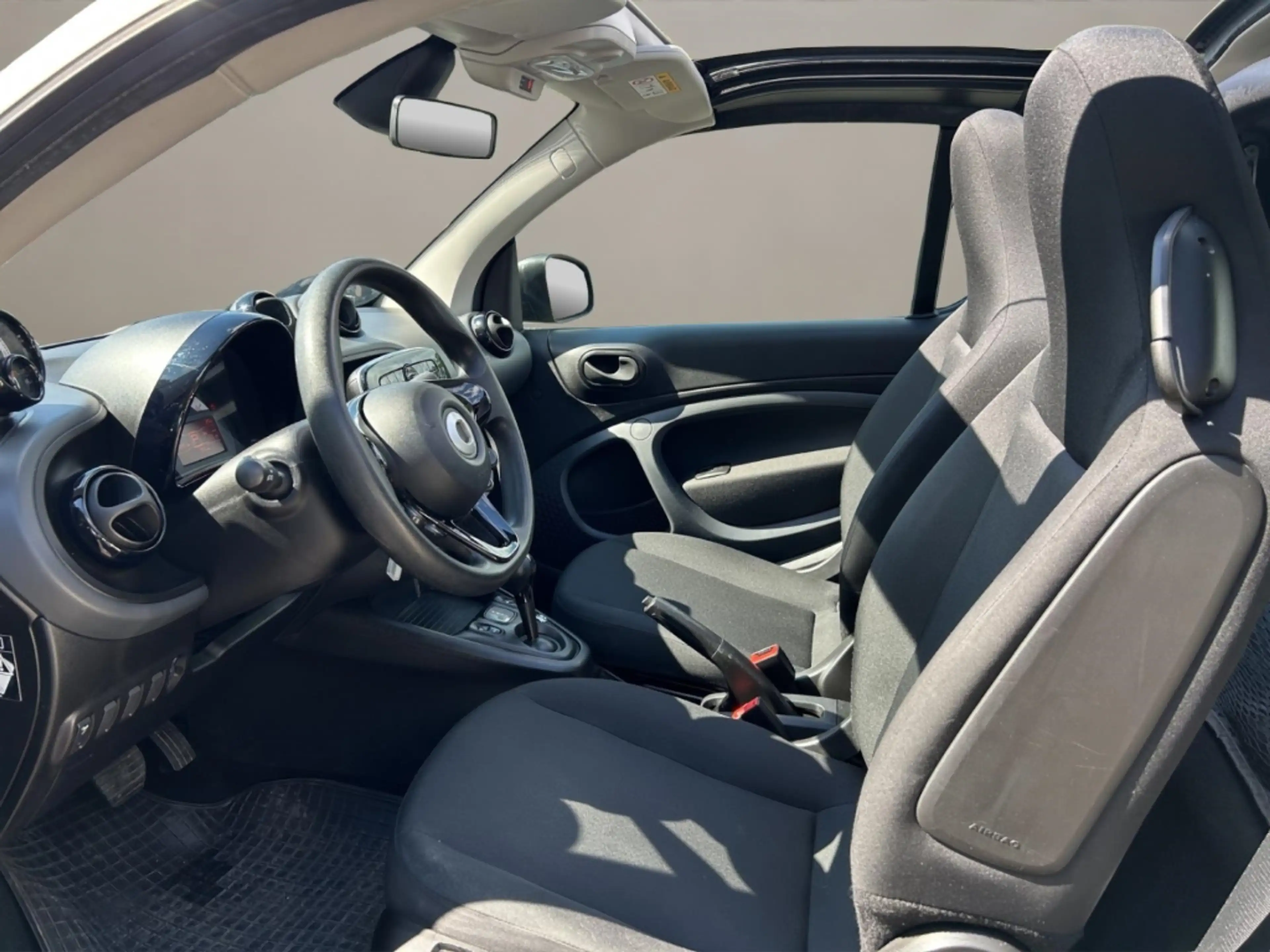 smart forTwo cabrio electric,Tempomat,Sitzheizung,Klima — photo 10