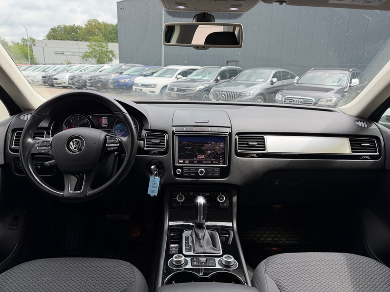 Volkswagen Touareg V6 TDI Terrain Tech/ALLRAD/SHZ/AUTOMATIK — photo 14