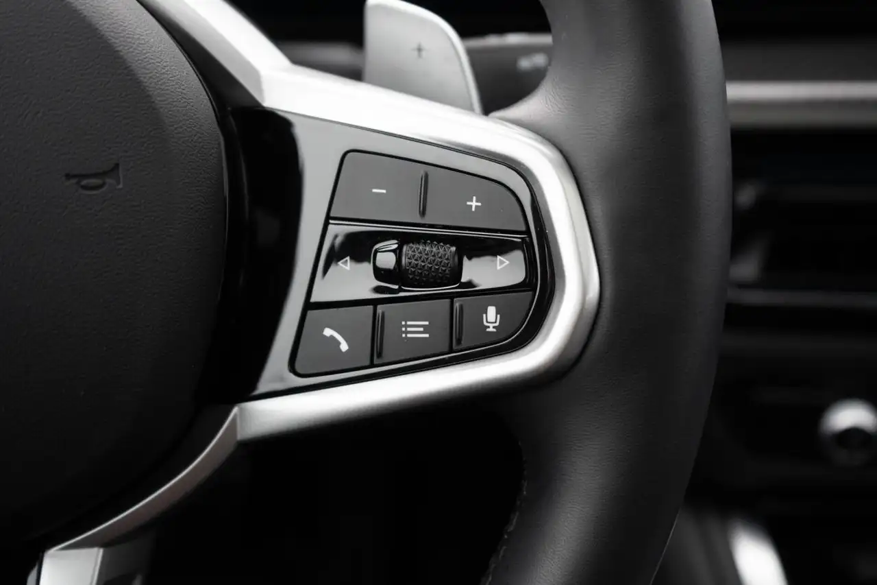 BMW 4 Series снимка BMW 4 Series