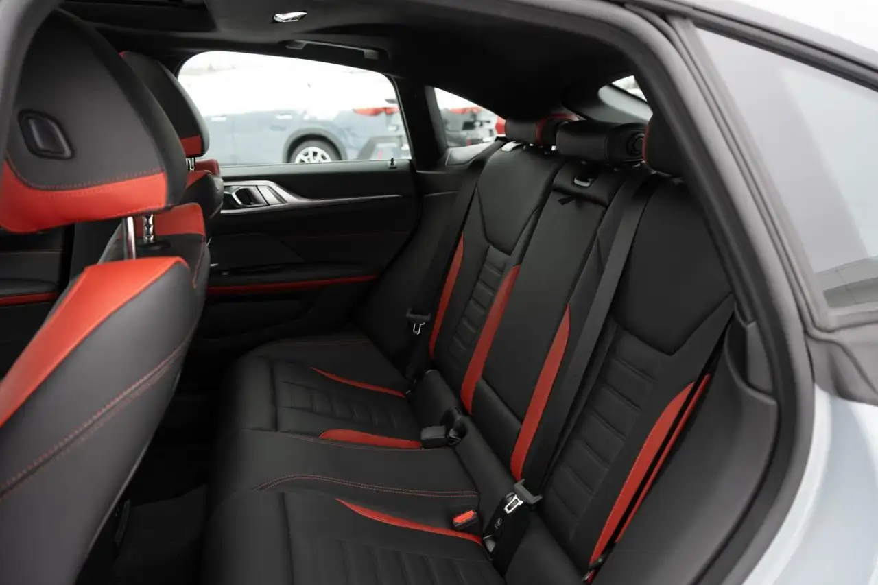 BMW 4 Series снимка BMW 4 Series