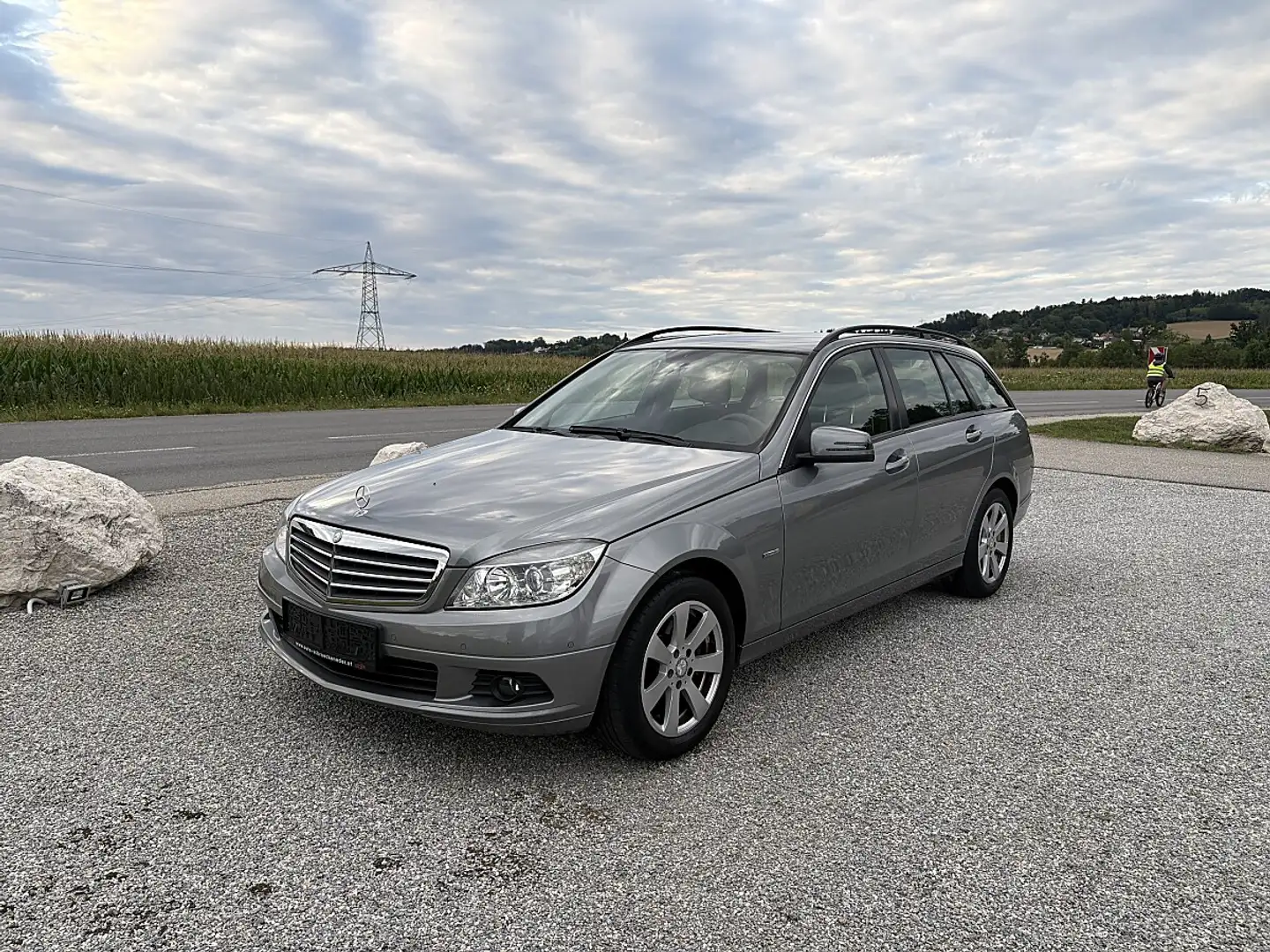 Mercedes-Benz C 220 T Classic BlueEfficiency CDI Silber - 1