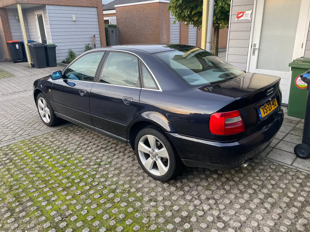 Audi A4 1.6 C Advance, foto 4