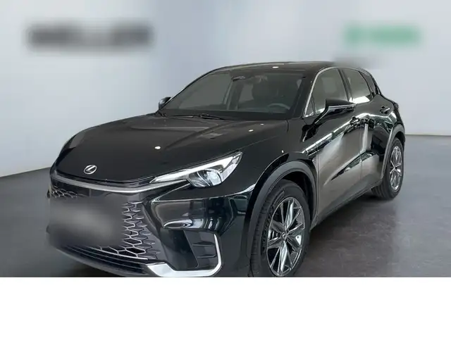 Lexus LBX
