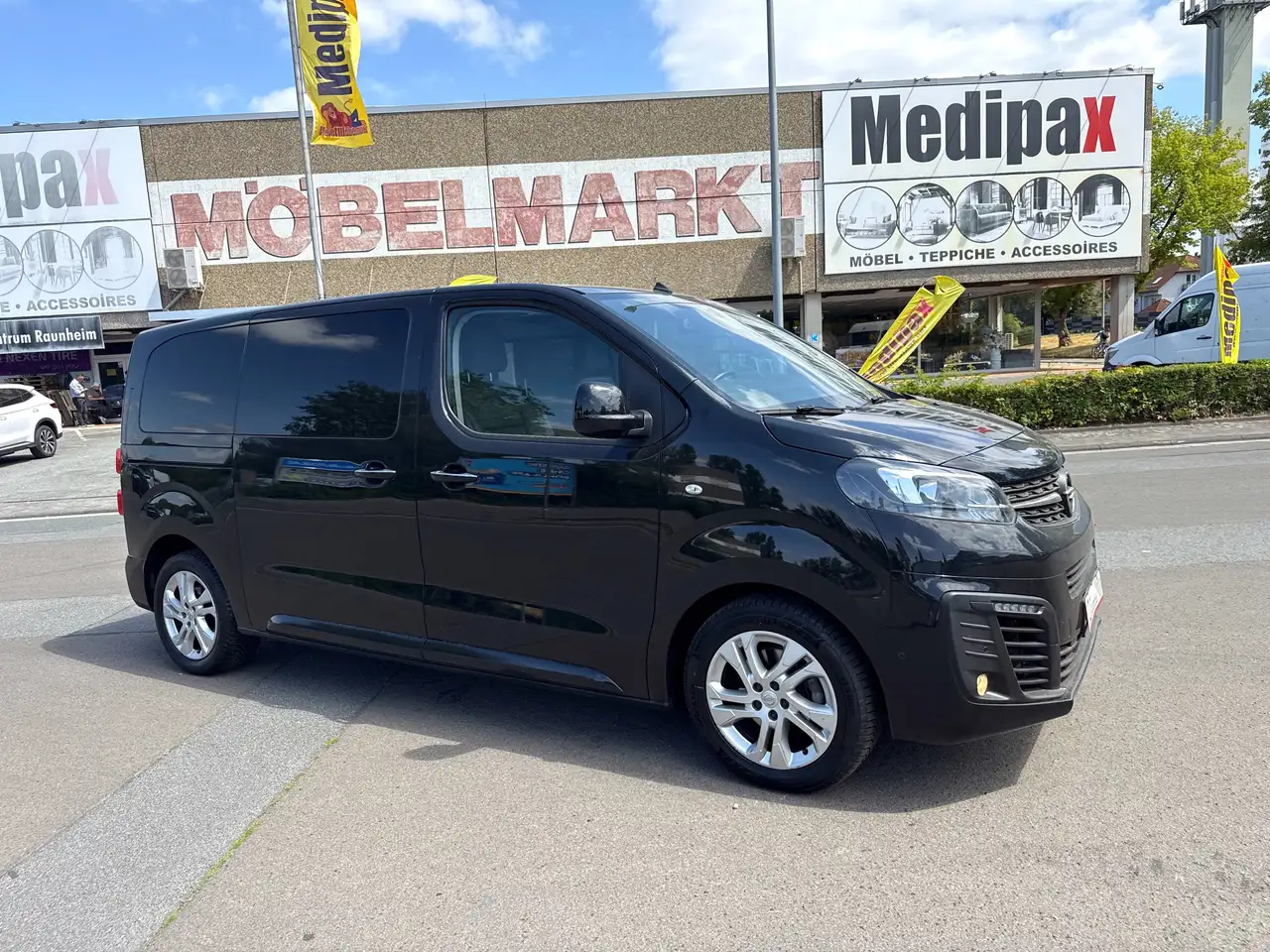 Opel Zafira Life 2.0 CDTi M (L2) Automatik (AHK*8xSITZER*PANODACH), миниатюра 3