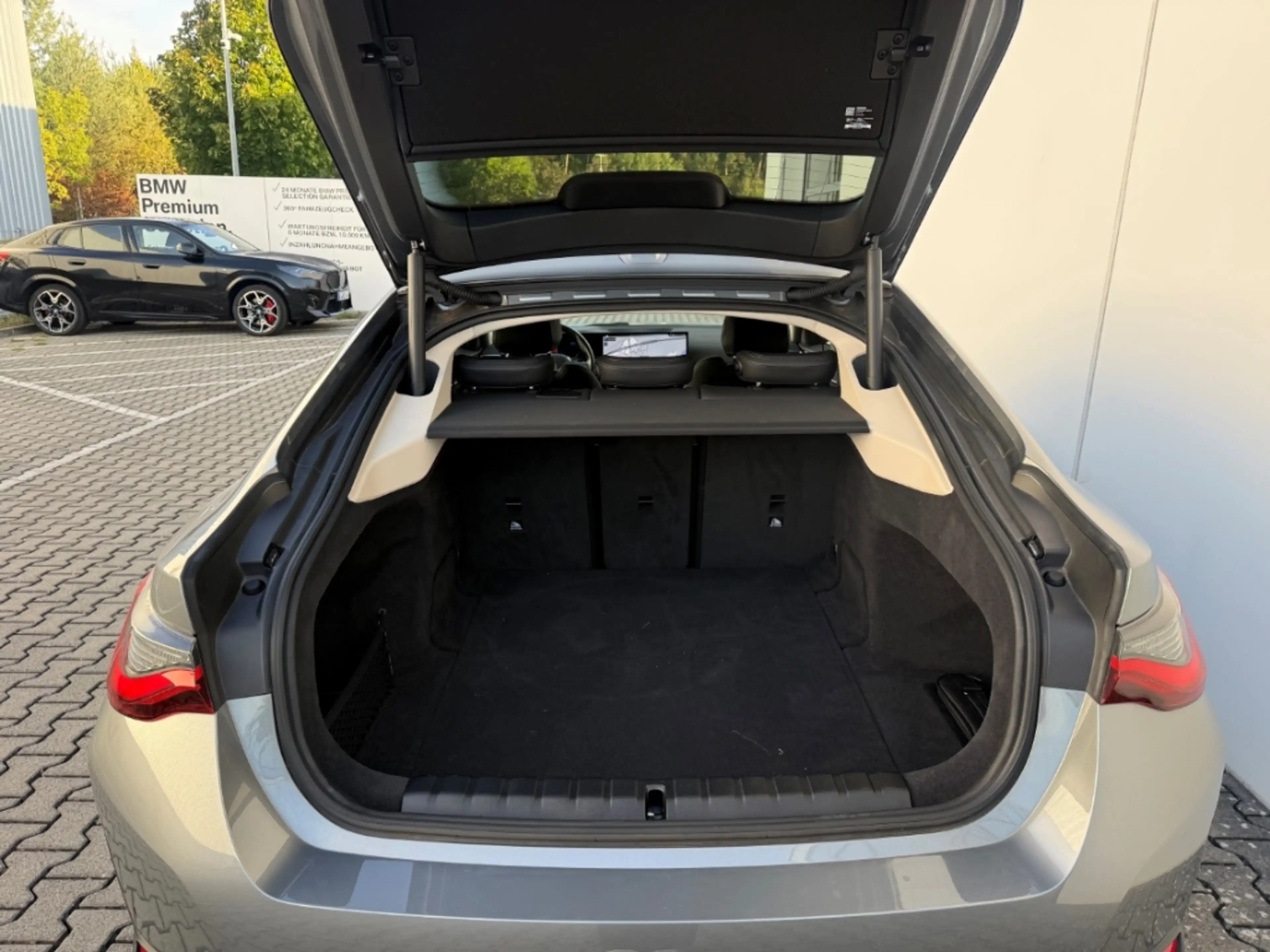 BMW i4 eDrive35 Gran Coupe Soundsystem LED El. Heckklappe — photo 14