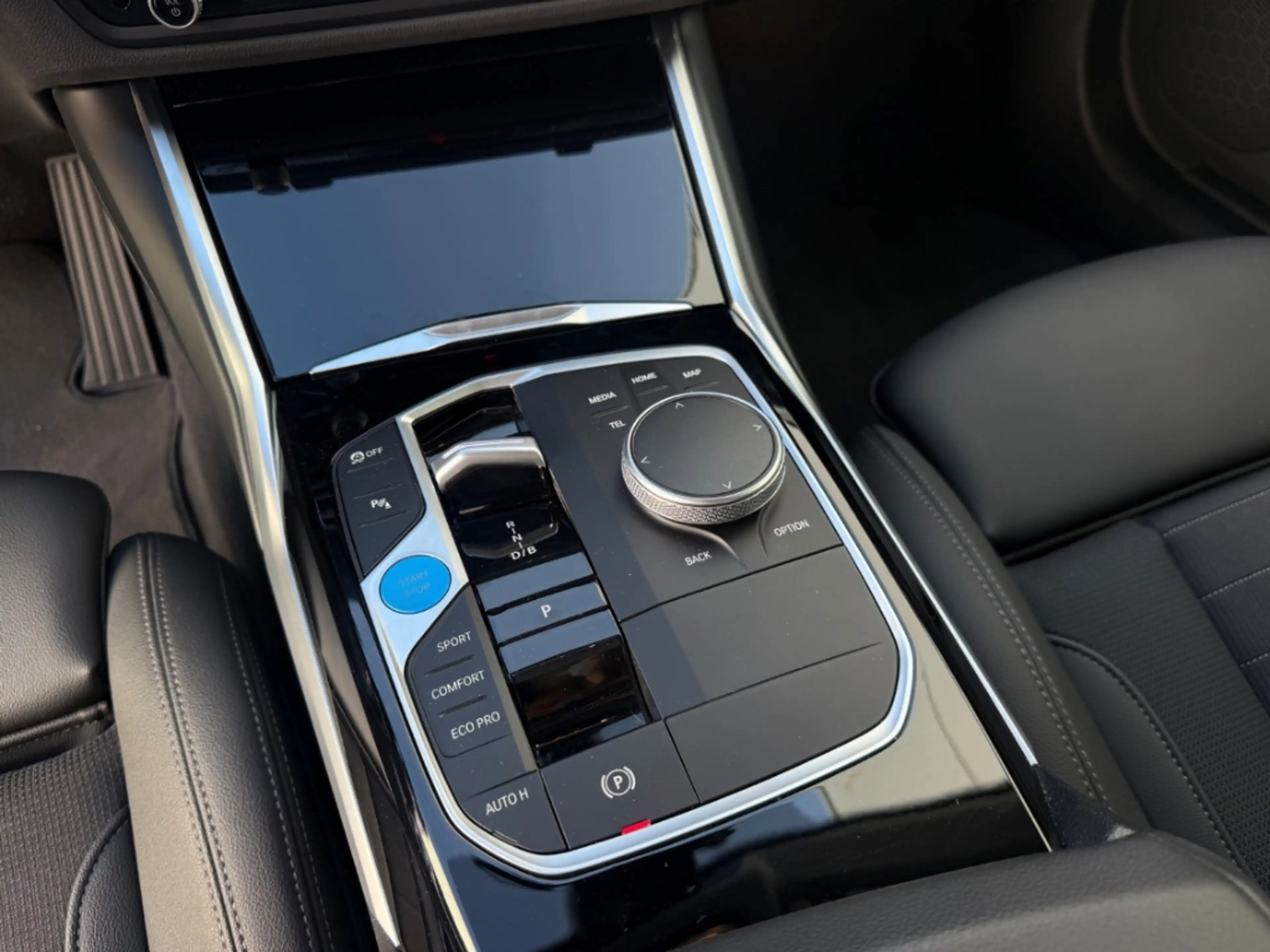 BMW i4 eDrive35 Gran Coupe Soundsystem LED El. Heckklappe — photo 11