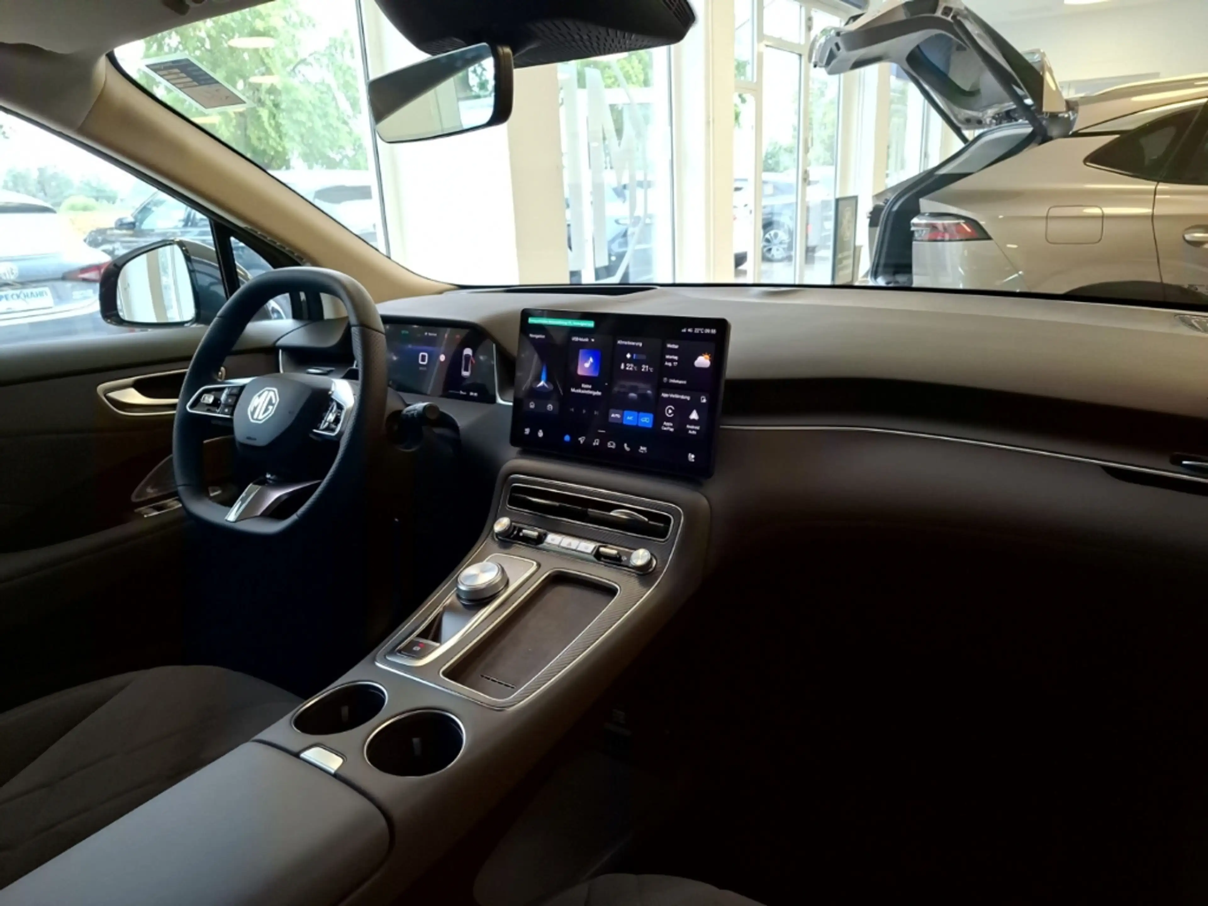 MG Others EV Luxury HUD Panorama Navi Memory Sitze 360 Kamer — photo 12