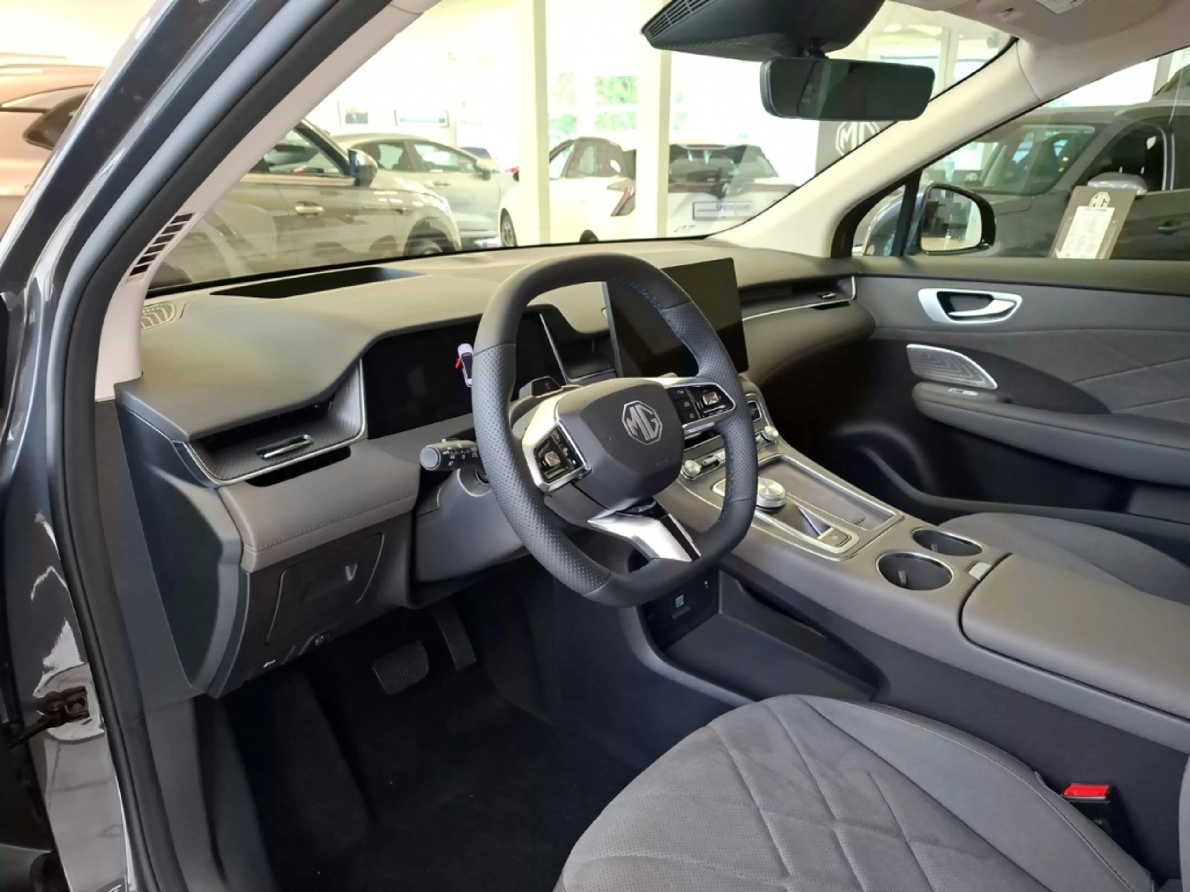 MG Others EV Luxury HUD Panorama Navi Memory Sitze 360 Kamer — photo 10