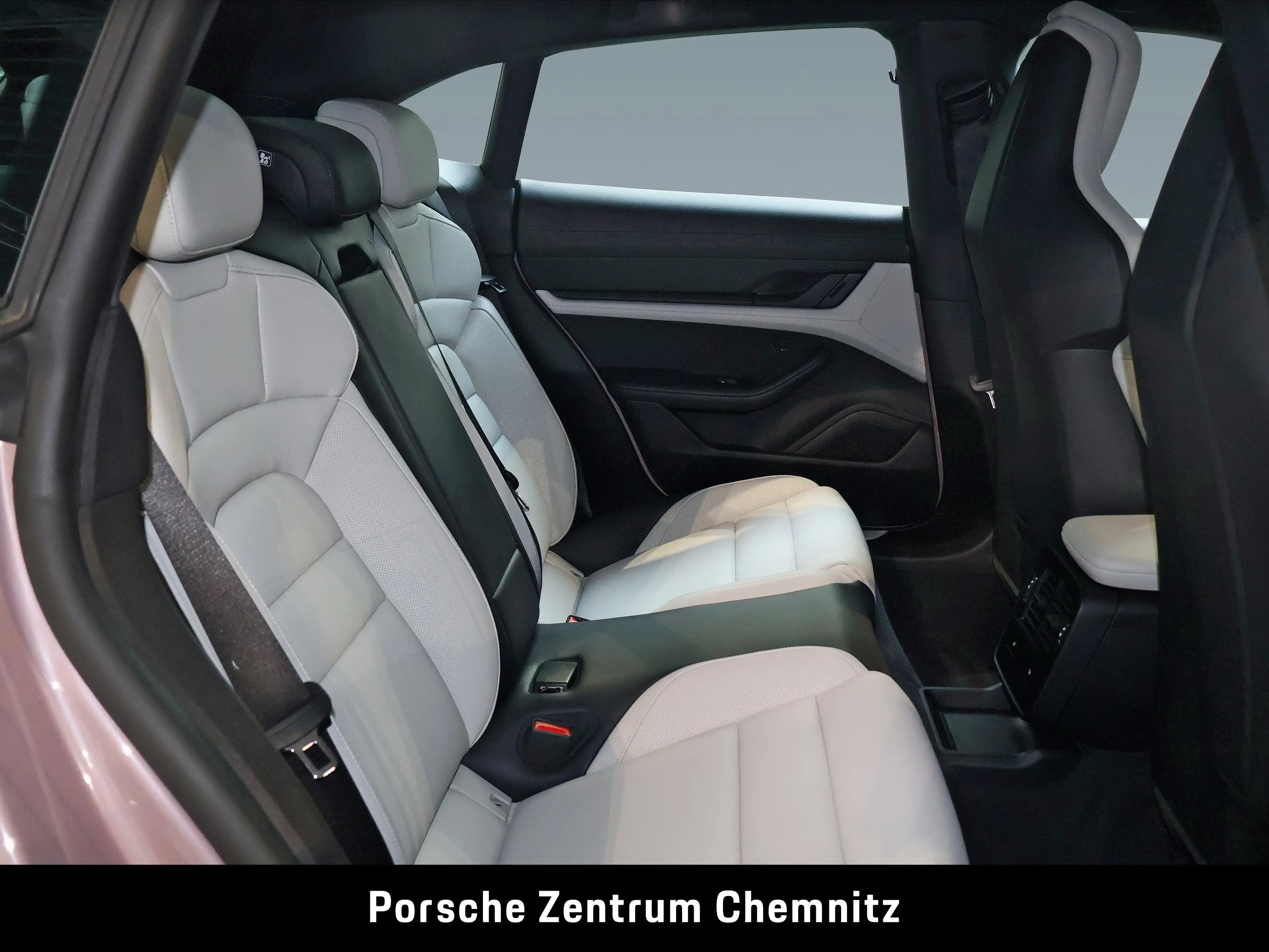 Porsche Taycan 4S Cross Turismo 4+1 Sitze;Sitzbelüft.;Pano;Komfor — photo 8