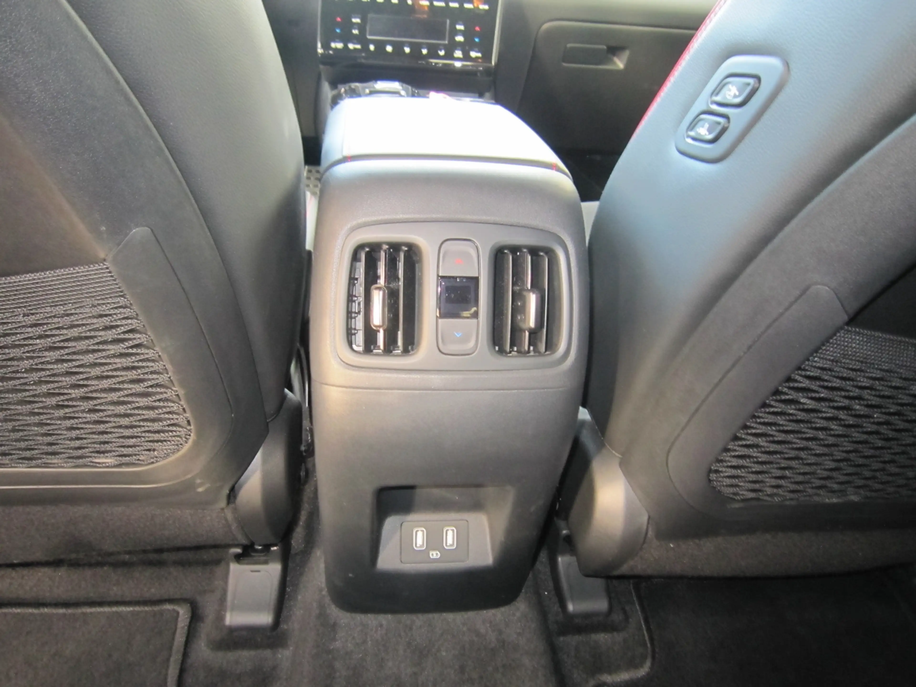 Hyundai TUCSON Plug-in-Hybrid 1.6 T-GDi 4WD N LINE-Paket — photo 13