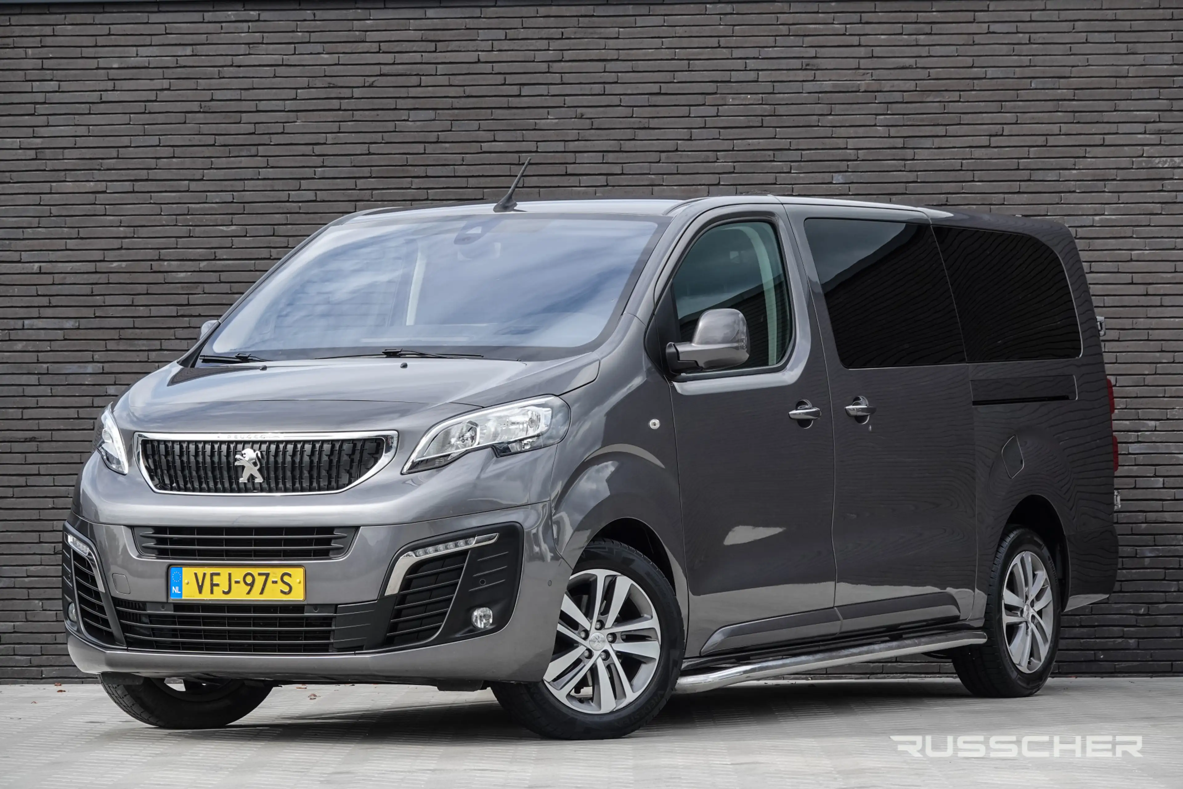 Peugeot Expert 2.0 BlueHDI 177Pk Aut. | Long | Dubbel Cabine | 5-
