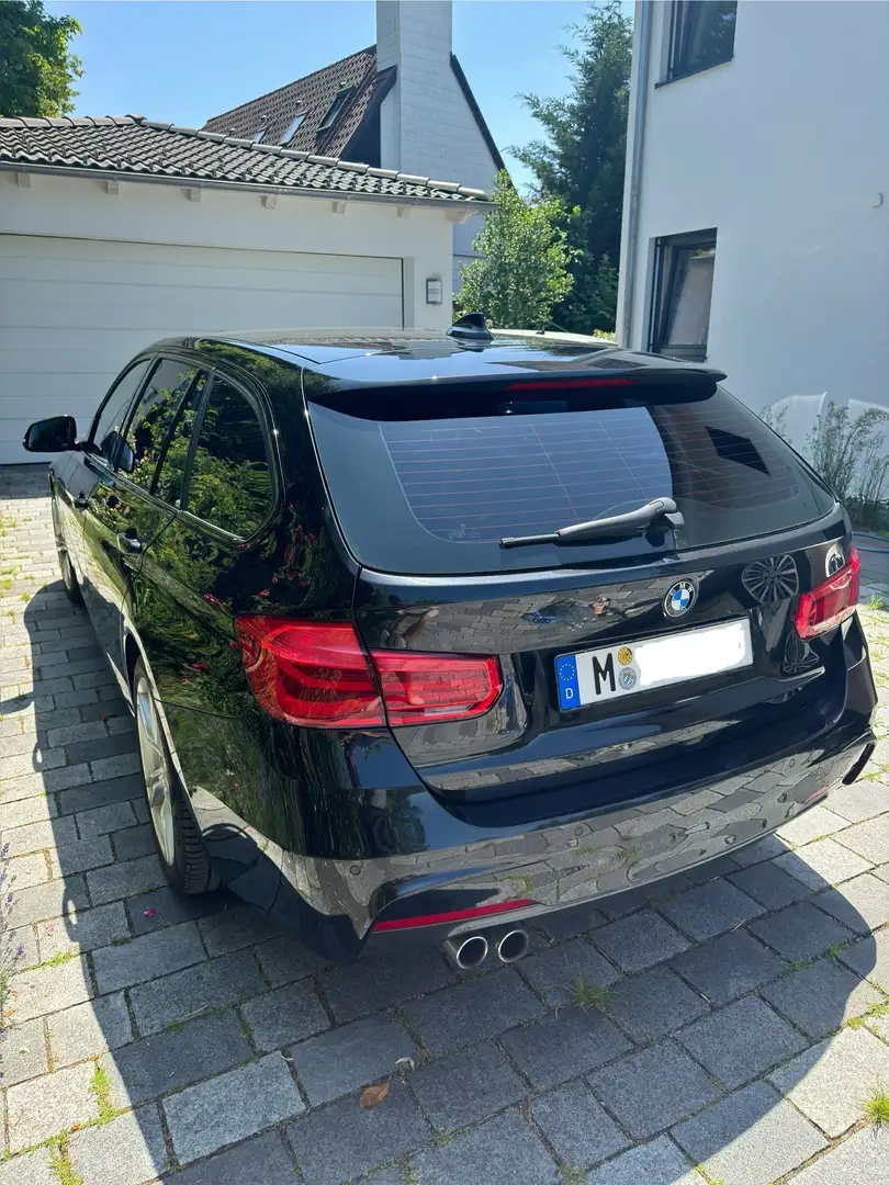 BMW 330 330d xDrive*M-Sport*AHK*Harman/K*BMW-Scheckheftg. Schwarz - 2
