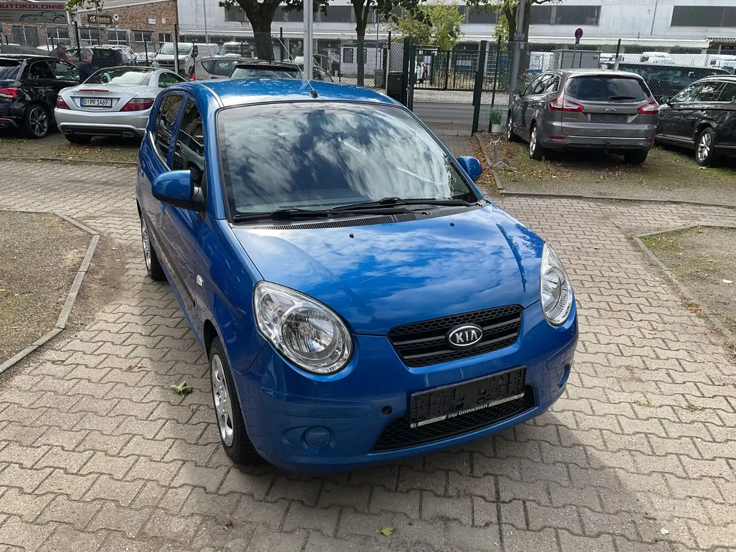 Kia Picanto 1.1 Spirit Blau - 1