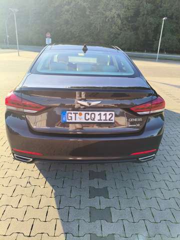 Hyundai Genesis Sportlimousine 3.8 V6 GDI