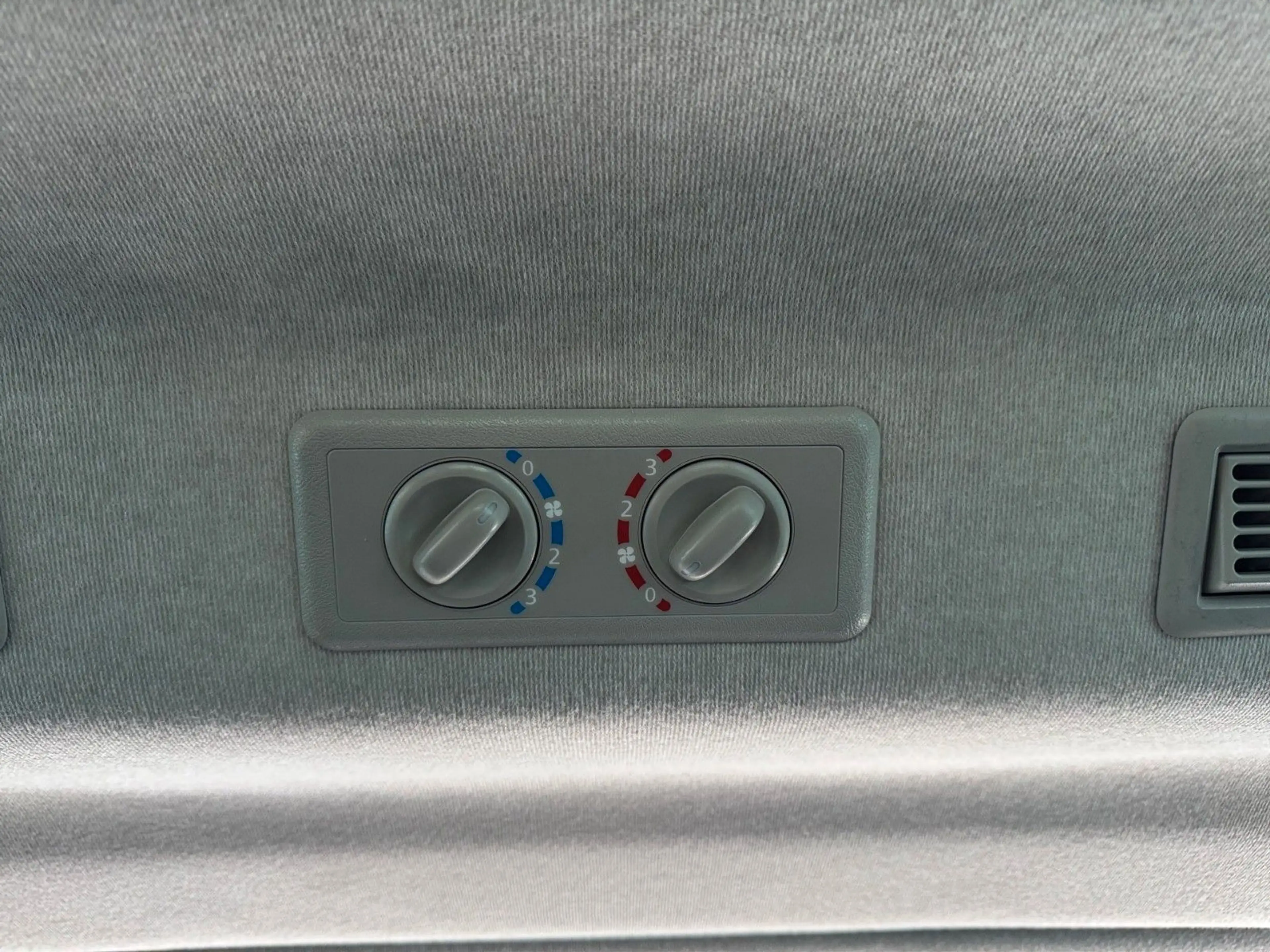 Nissan Primastar Kombi 2.0 DCT Tekna — photo 12