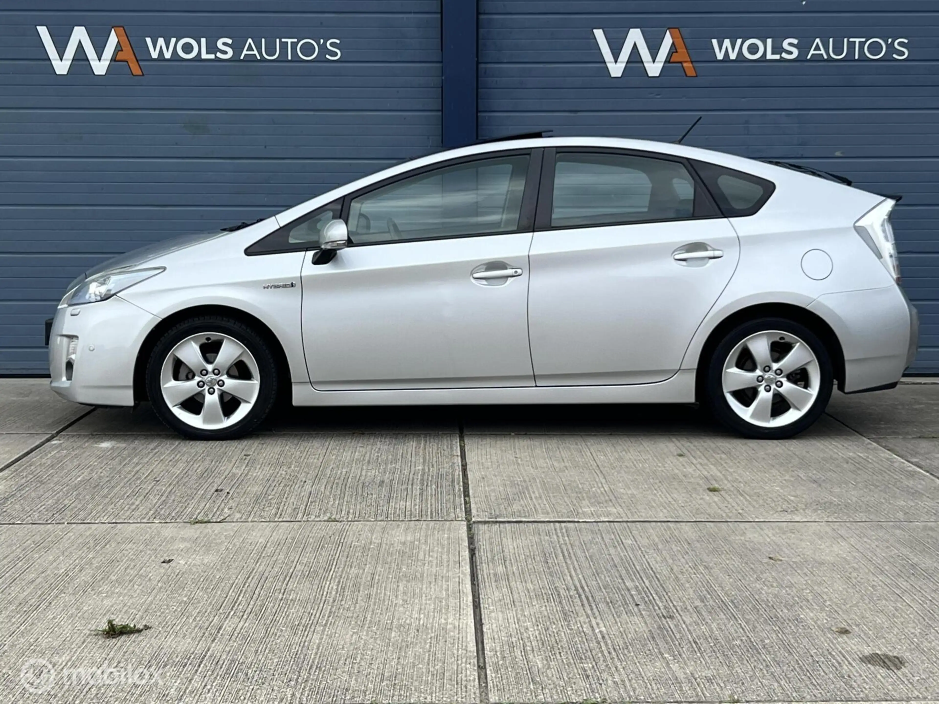 Toyota Prius 1.8 Dynamic Business / DEALER ONDERH. / CARPLAY! — photo 9