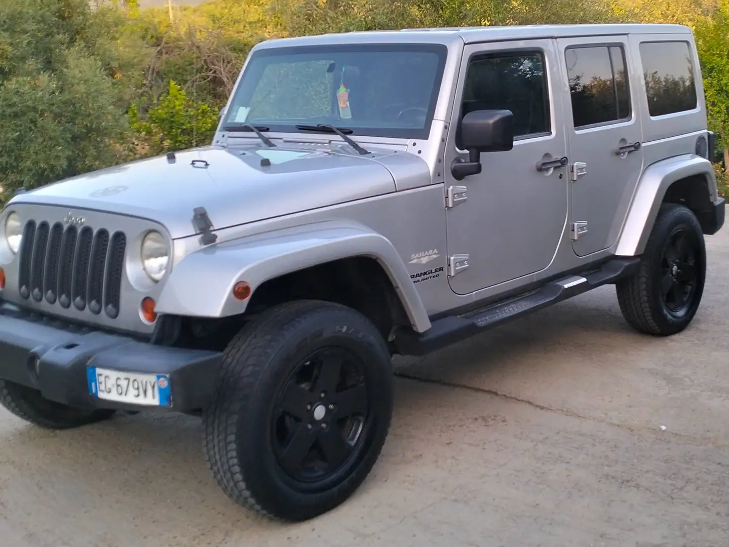 Jeep Wrangler Wrangler Unlimited 2.8 crd Sahara auto Argento - 2