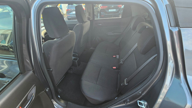 Suzuki Swift Comfort 1.2 Hybrid LED KAM PDC SHZ ACC — photo 8