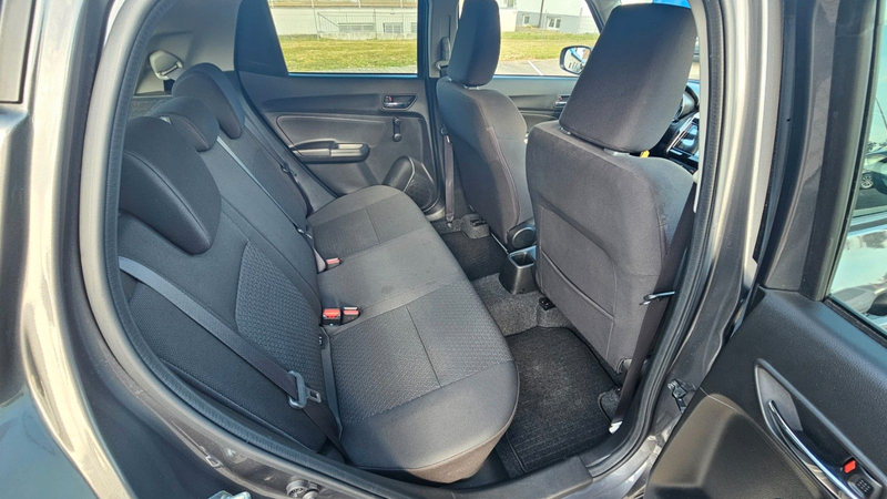 Suzuki Swift Comfort 1.2 Hybrid LED KAM PDC SHZ ACC — photo 10