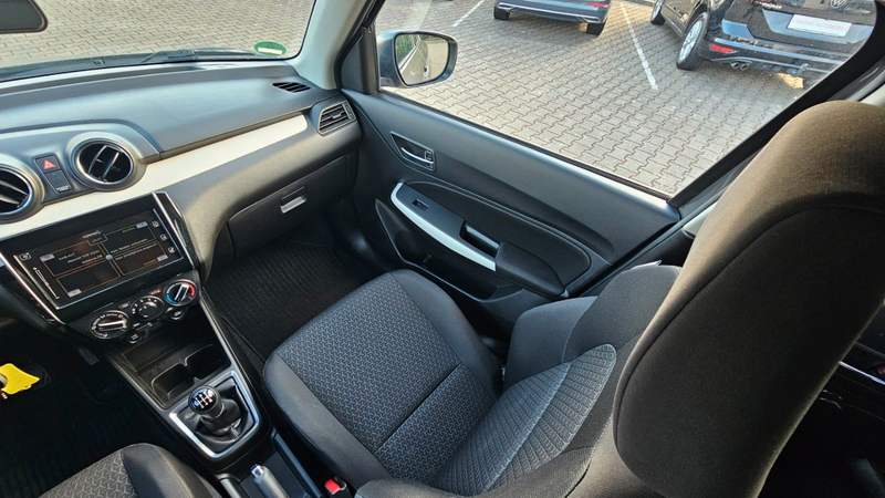 Suzuki Swift Comfort 1.2 Hybrid LED KAM PDC SHZ ACC — photo 14