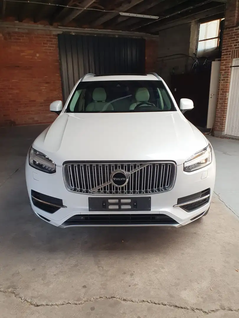Volvo XC90 T8 AWD Twin Engine Geartronic Inscription - 1