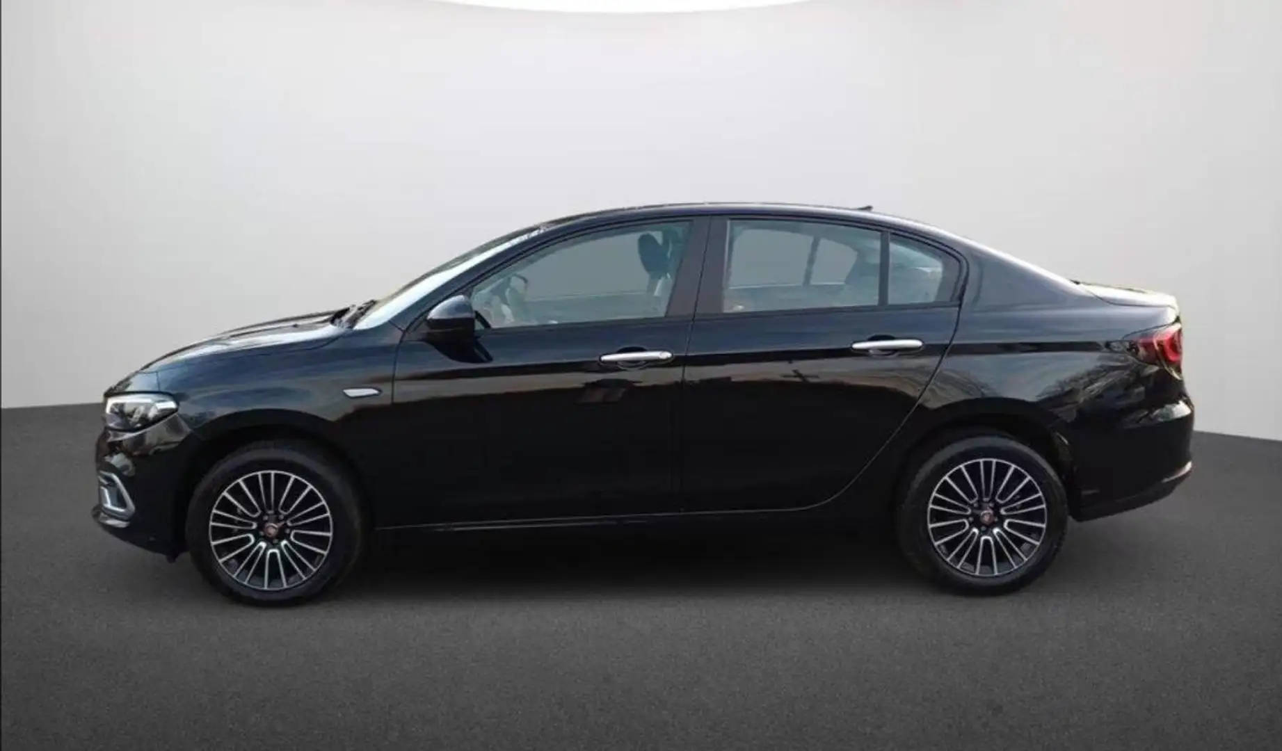 Fiat Tipo 5-Türer Urban Klimaauto PDC RFK 1.6 M-Jet Diese... Schwarz - 2