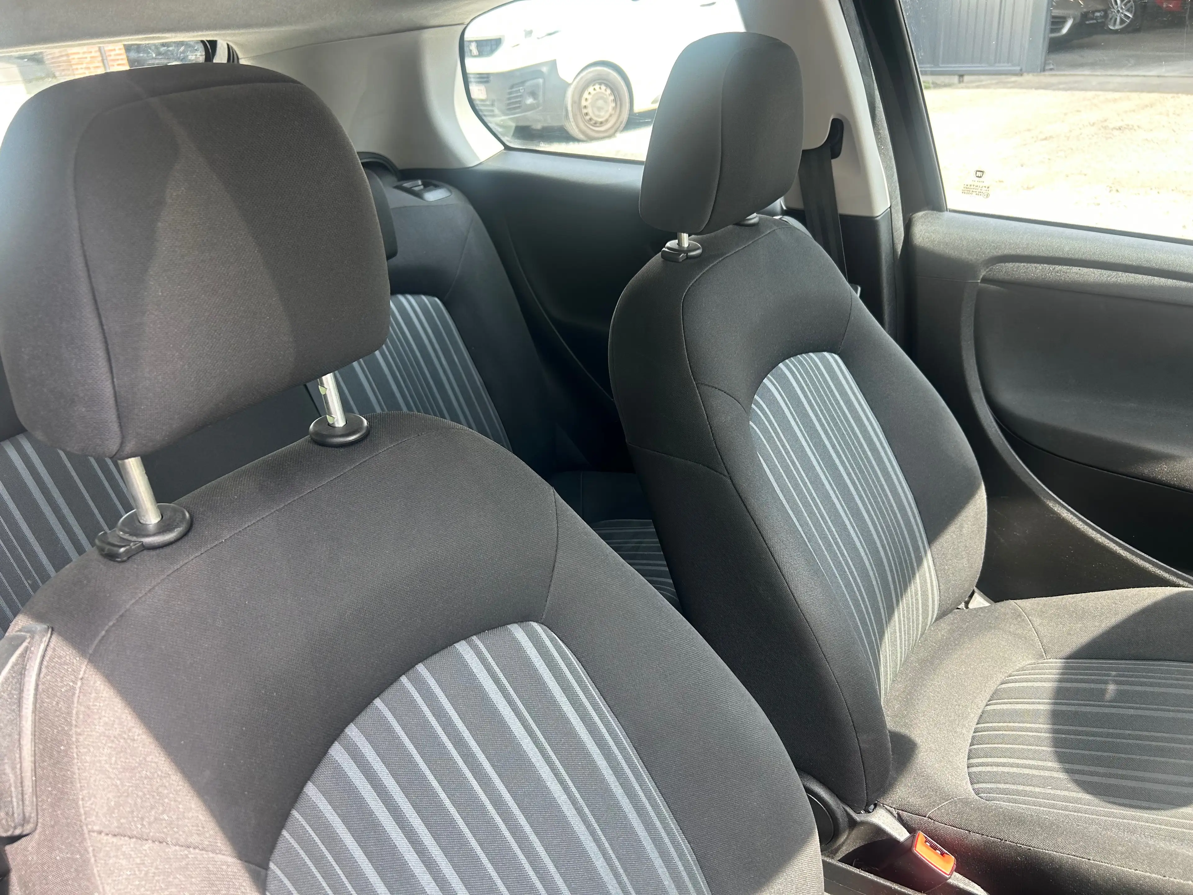 Fiat Punto Punto 1.2i/ GARANTIE 12MOIS/ CARPASS/ CT — photo 9