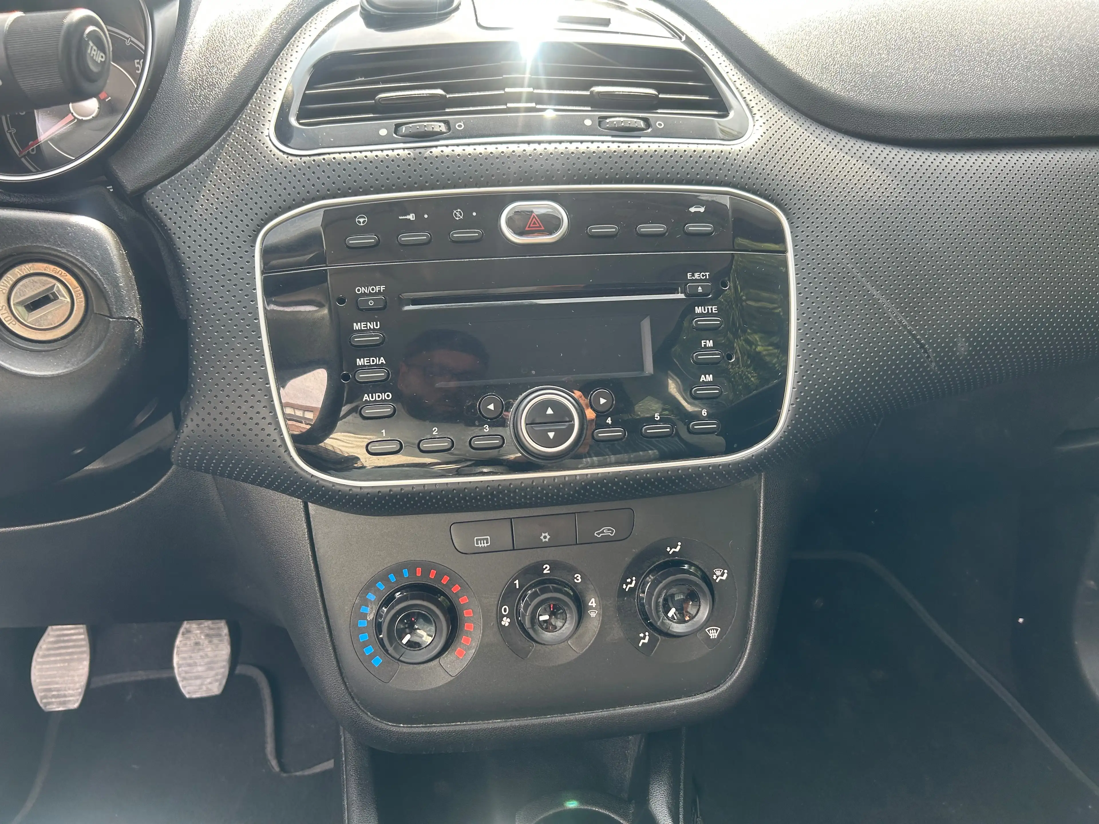 Fiat Punto Punto 1.2i/ GARANTIE 12MOIS/ CARPASS/ CT — photo 13