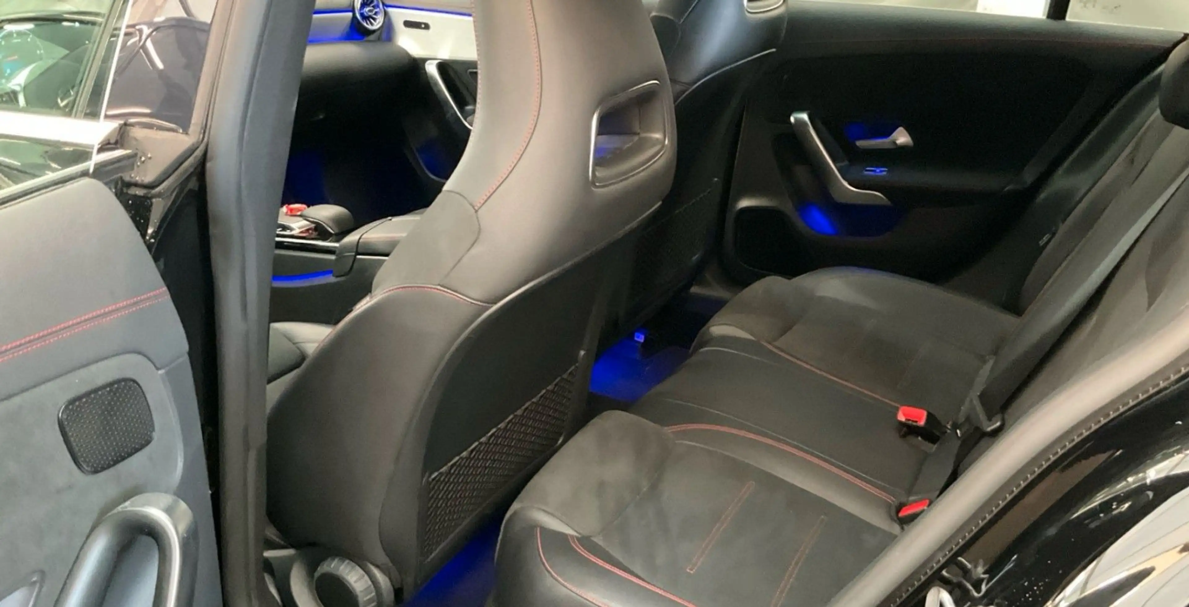 Mercedes-Benz CLA 220 CLA 220 Sb AMG LINE WIDESCREEN*AMBIENTE*KAMERA* — photo 4