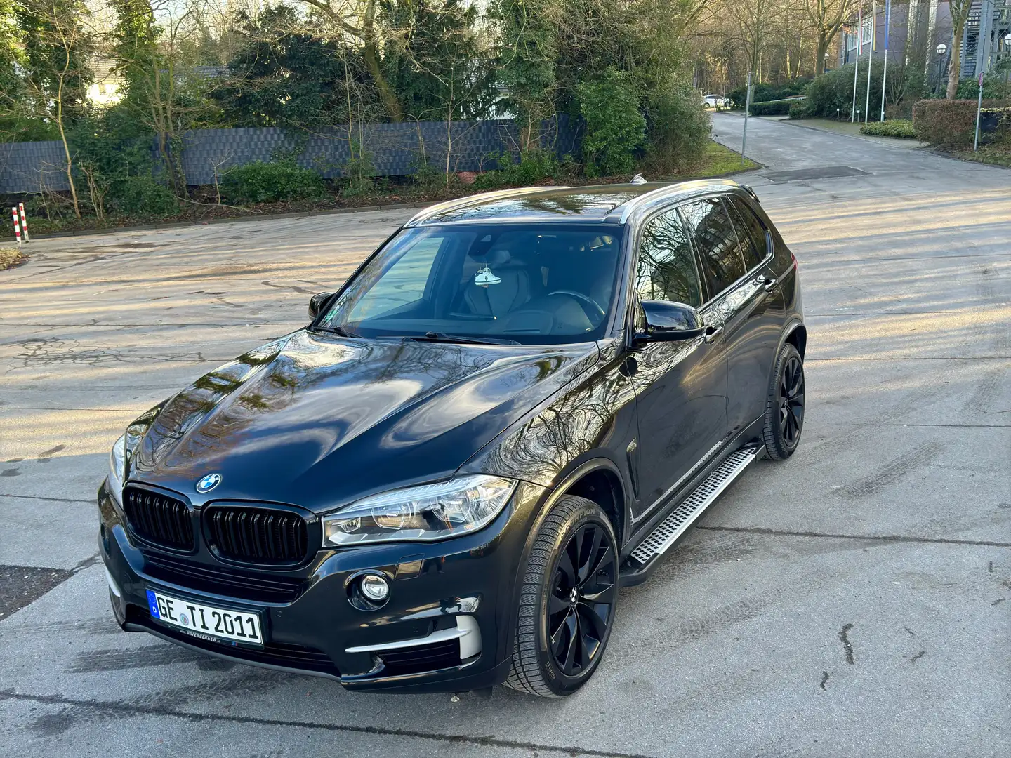 BMW X5 xDrive30d Top Schwarz - 2