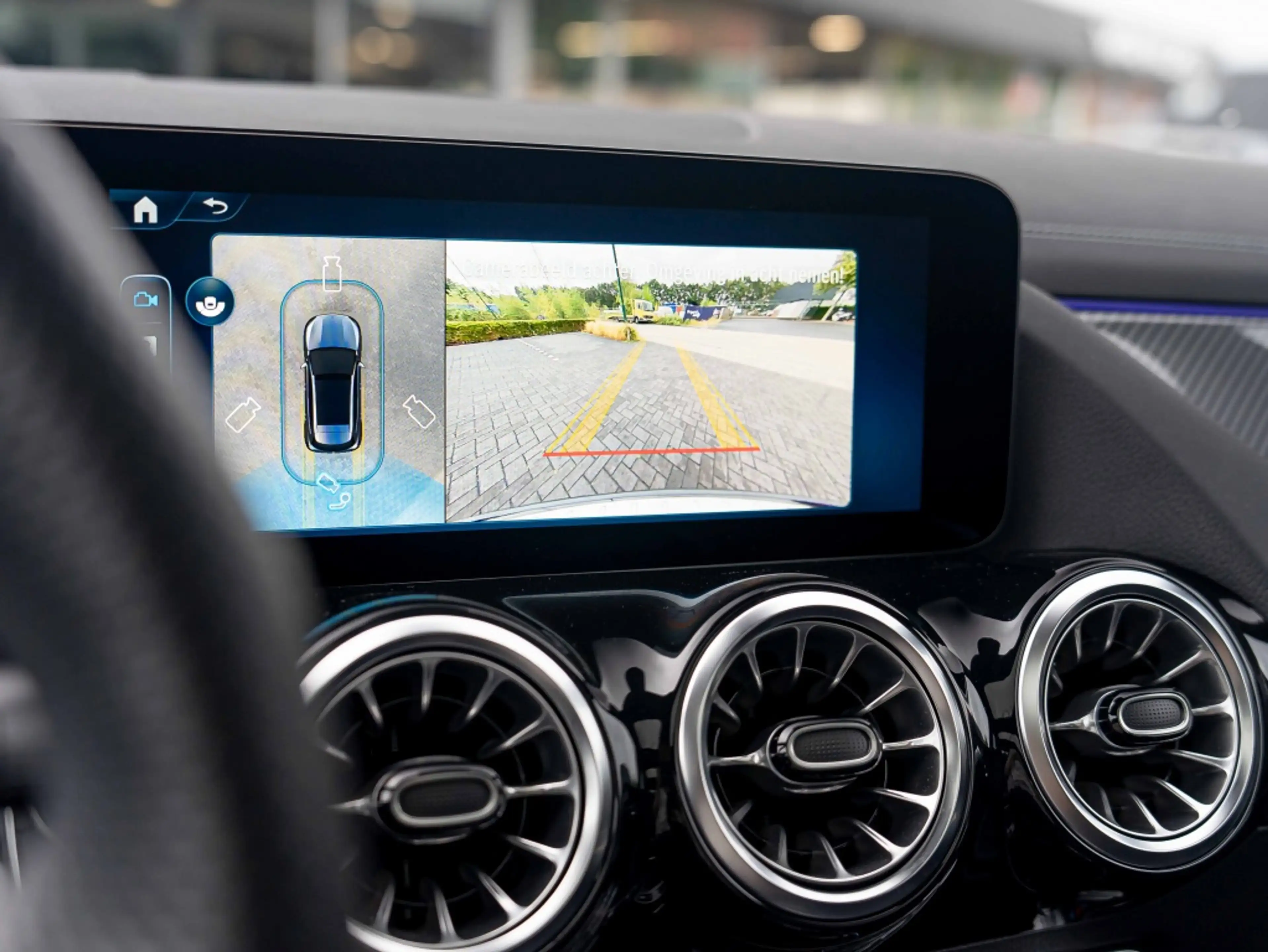 Mercedes-Benz GLA 250 GLA 250e AMG Line | Pano | Burmester | Trekhaak | — photo 8